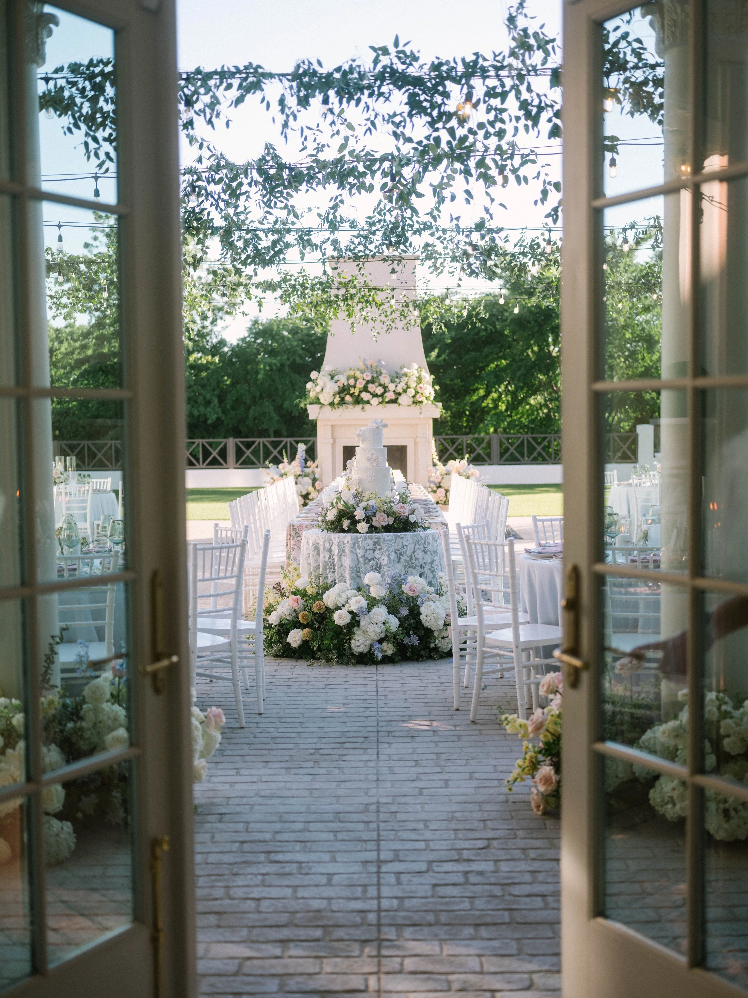 Ellen-Ashton-Photography-Dallas-Wedding-Photographer-The-Hillside-Estate89.jpg