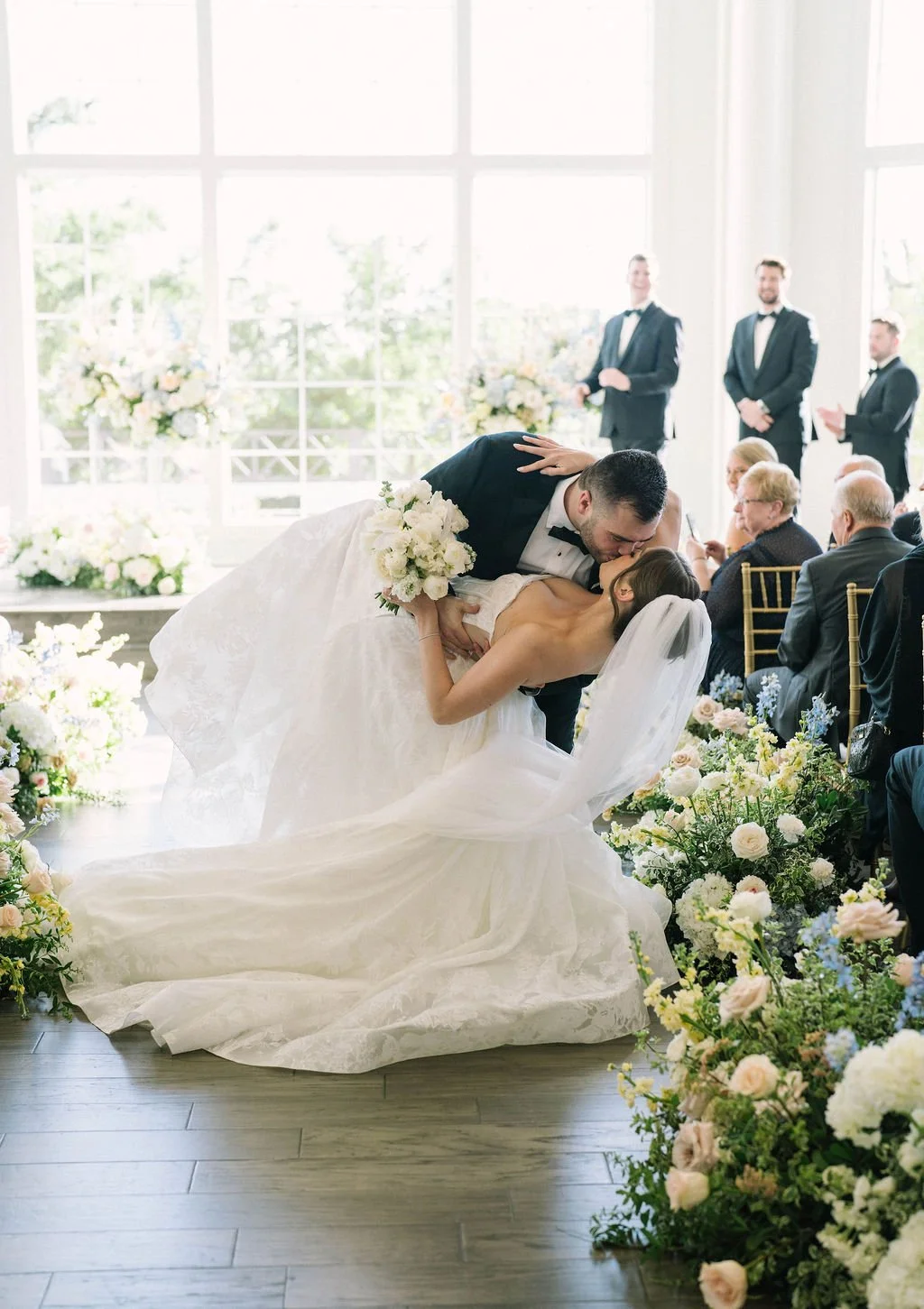 Ellen-Ashton-Photography-Dallas-Wedding-Photographer-The-Hillside-Estate51.jpg