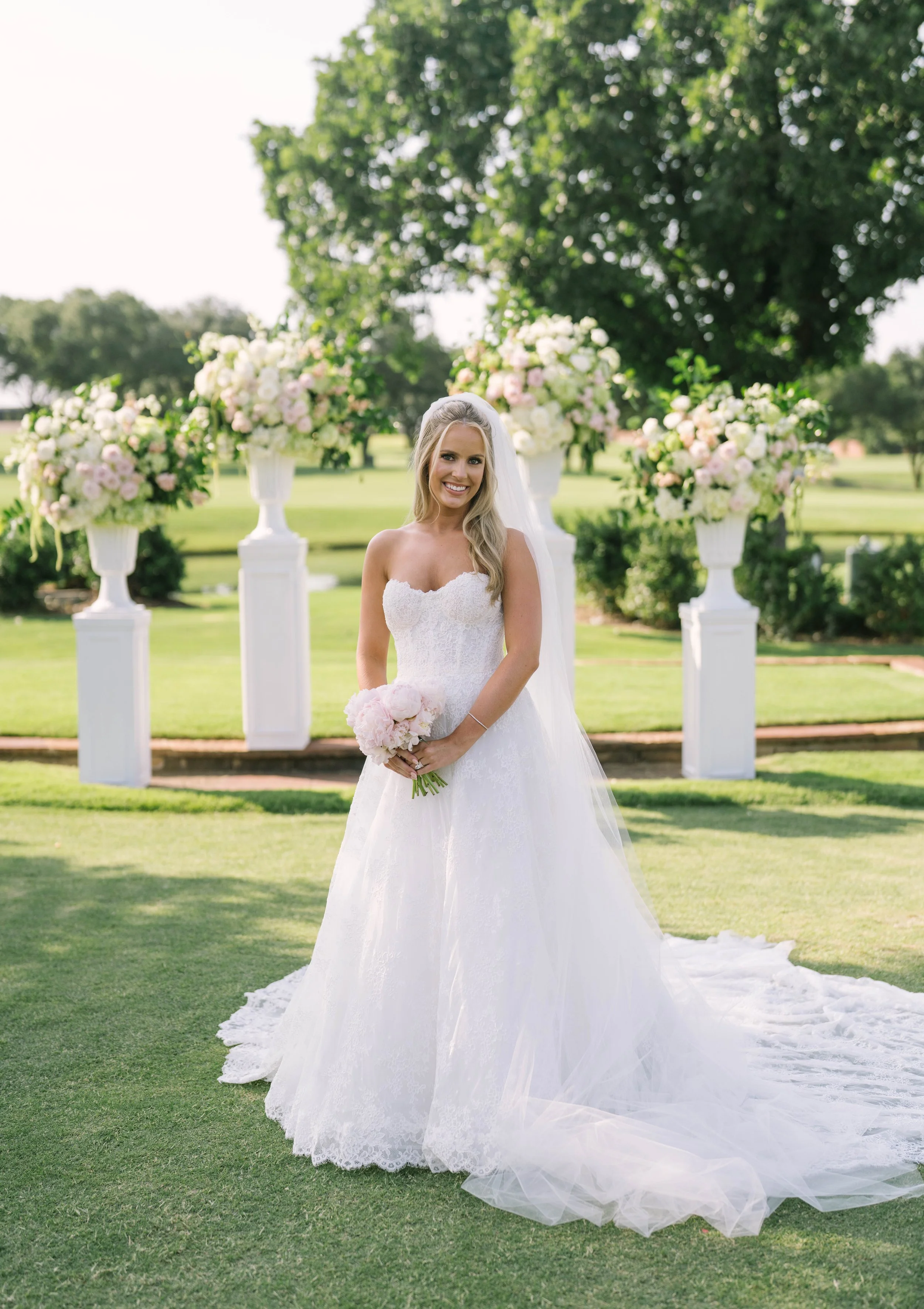 Ellen-Ashton-Photography-Dallas-Wedding-Photographer-Ritz-carlton-wedding409.jpg