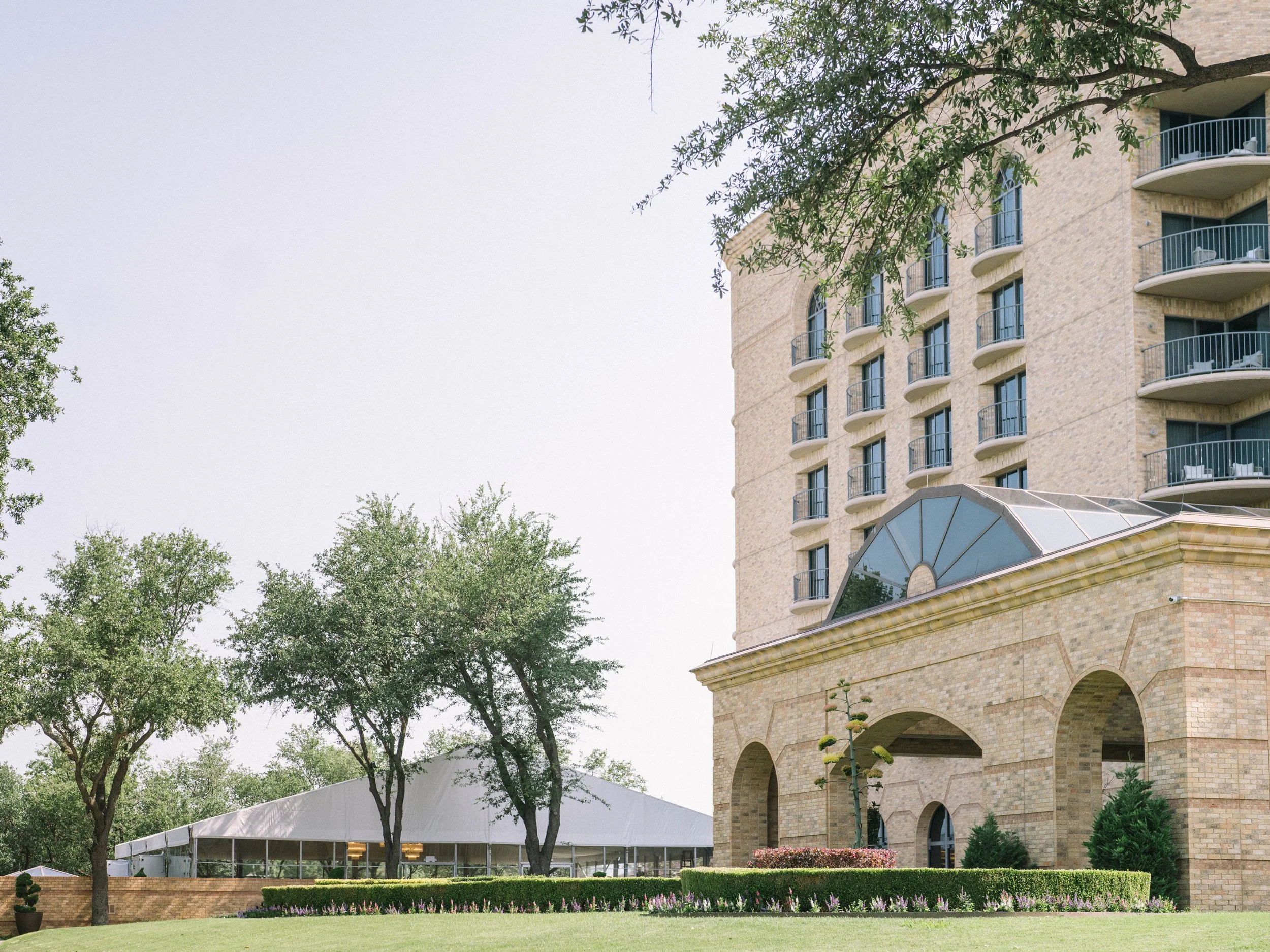 Ellen-Ashton-Photography-Dallas-Wedding-Photographer-Ritz-carlton-wedding459.jpg