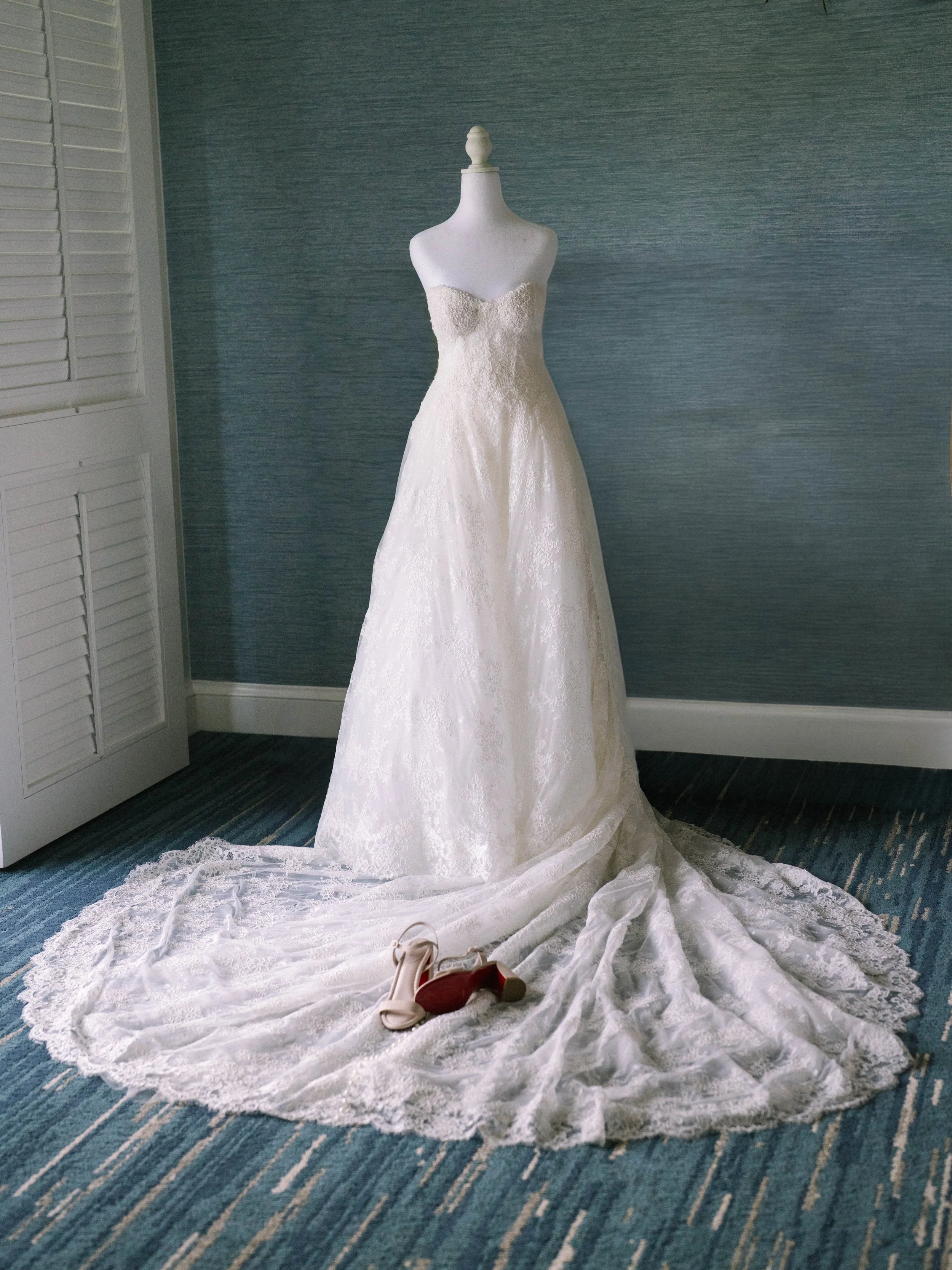 Ellen-Ashton-Photography-Dallas-Wedding-Photographer-Ritz-carlton-wedding479.jpg