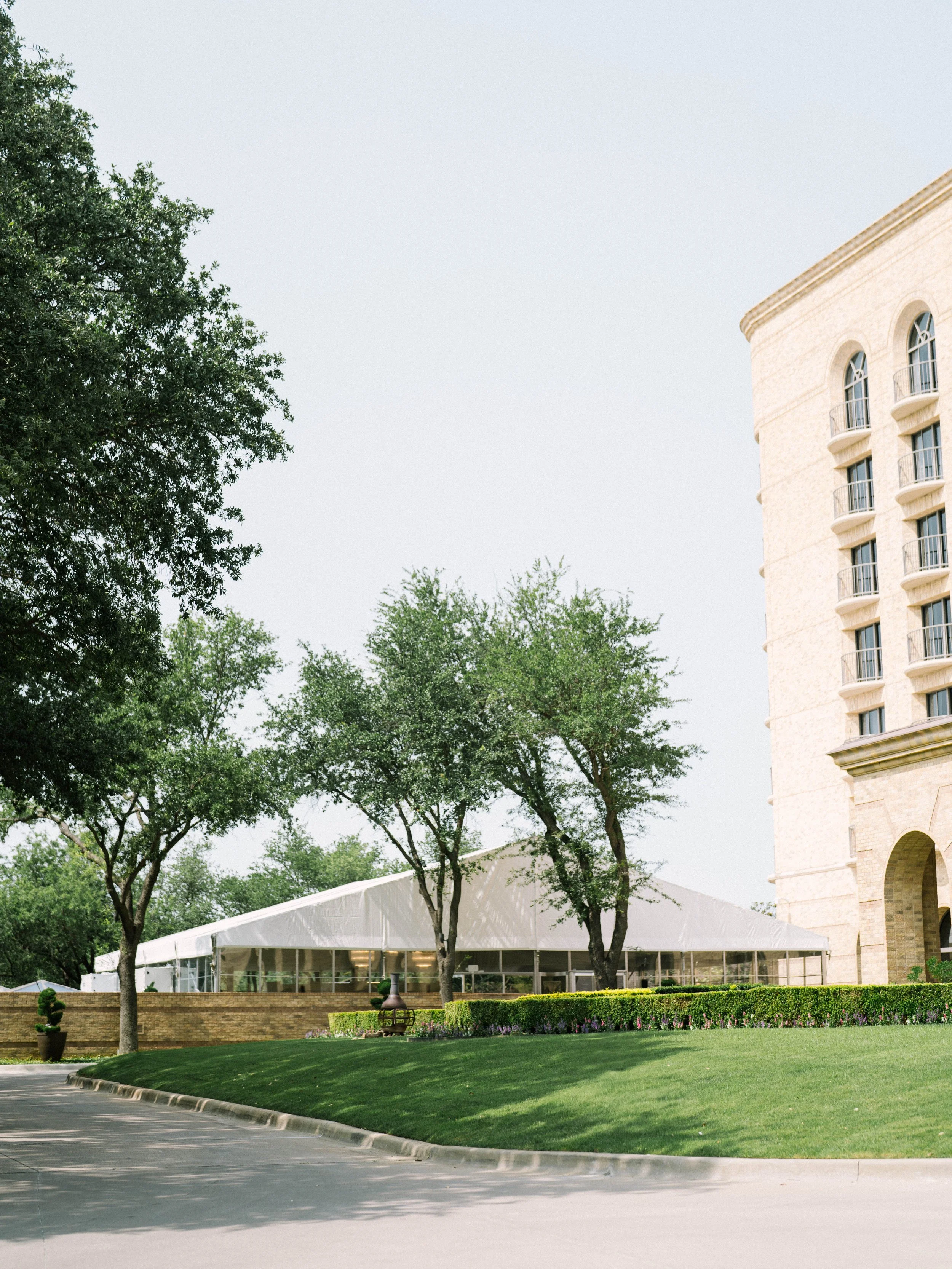 Ellen-Ashton-Photography-Dallas-Wedding-Photographer-Ritz-carlton-wedding583.jpg