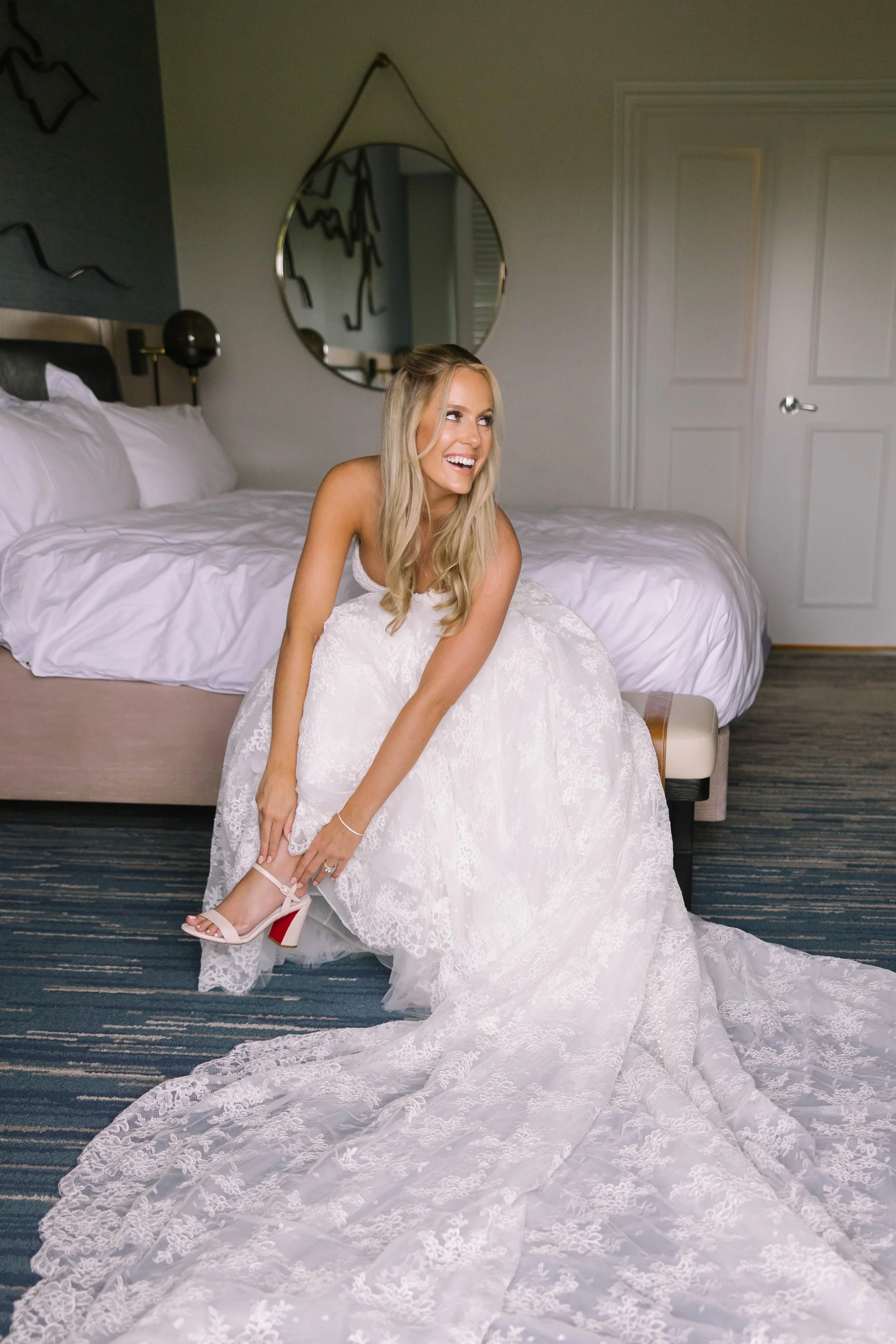 Ellen-Ashton-Photography-Dallas-Wedding-Photographer-Ritz-carlton-wedding701.jpg