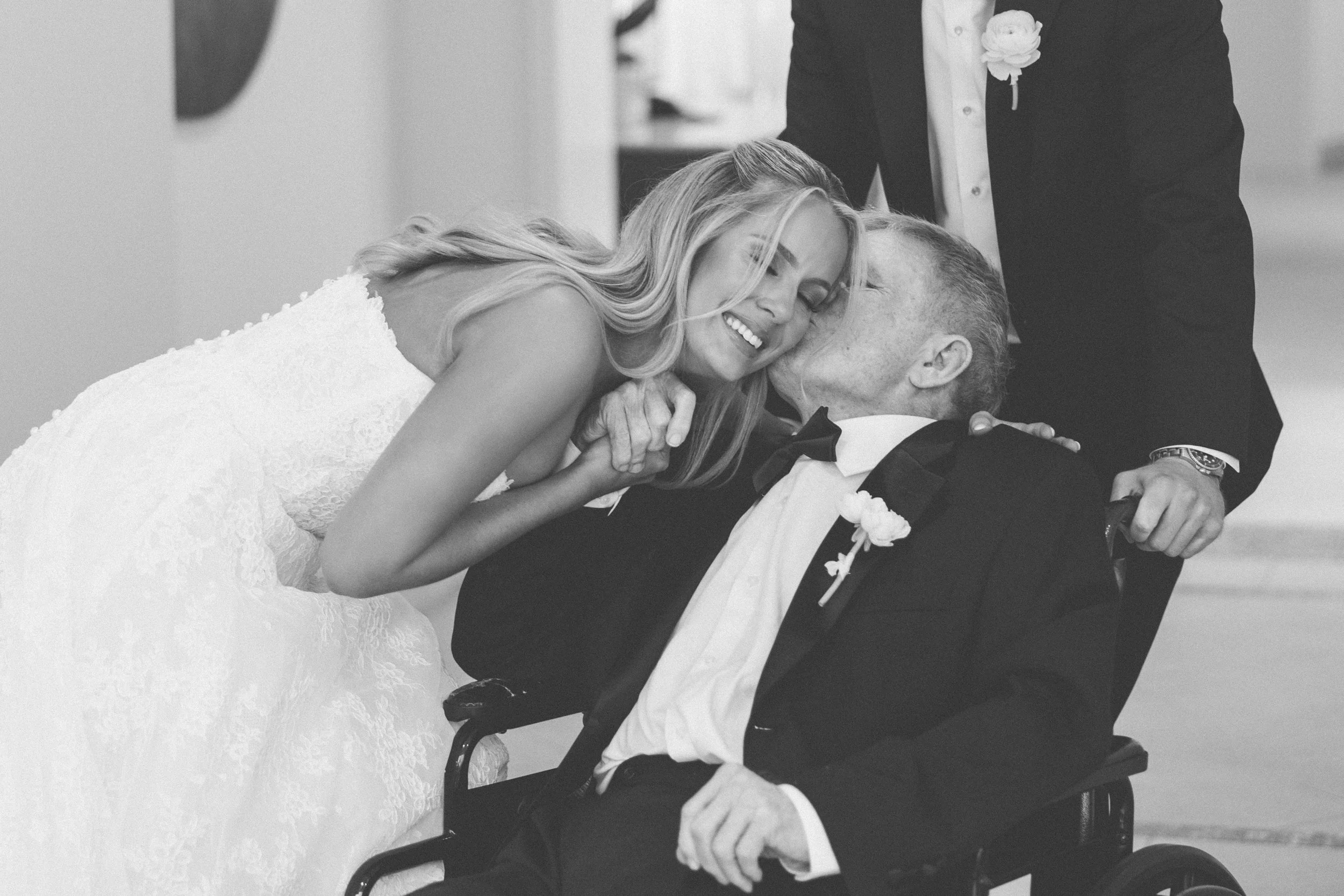 Ellen-Ashton-Photography-Dallas-Wedding-Photographer-Ritz-carlton-wedding718.jpg