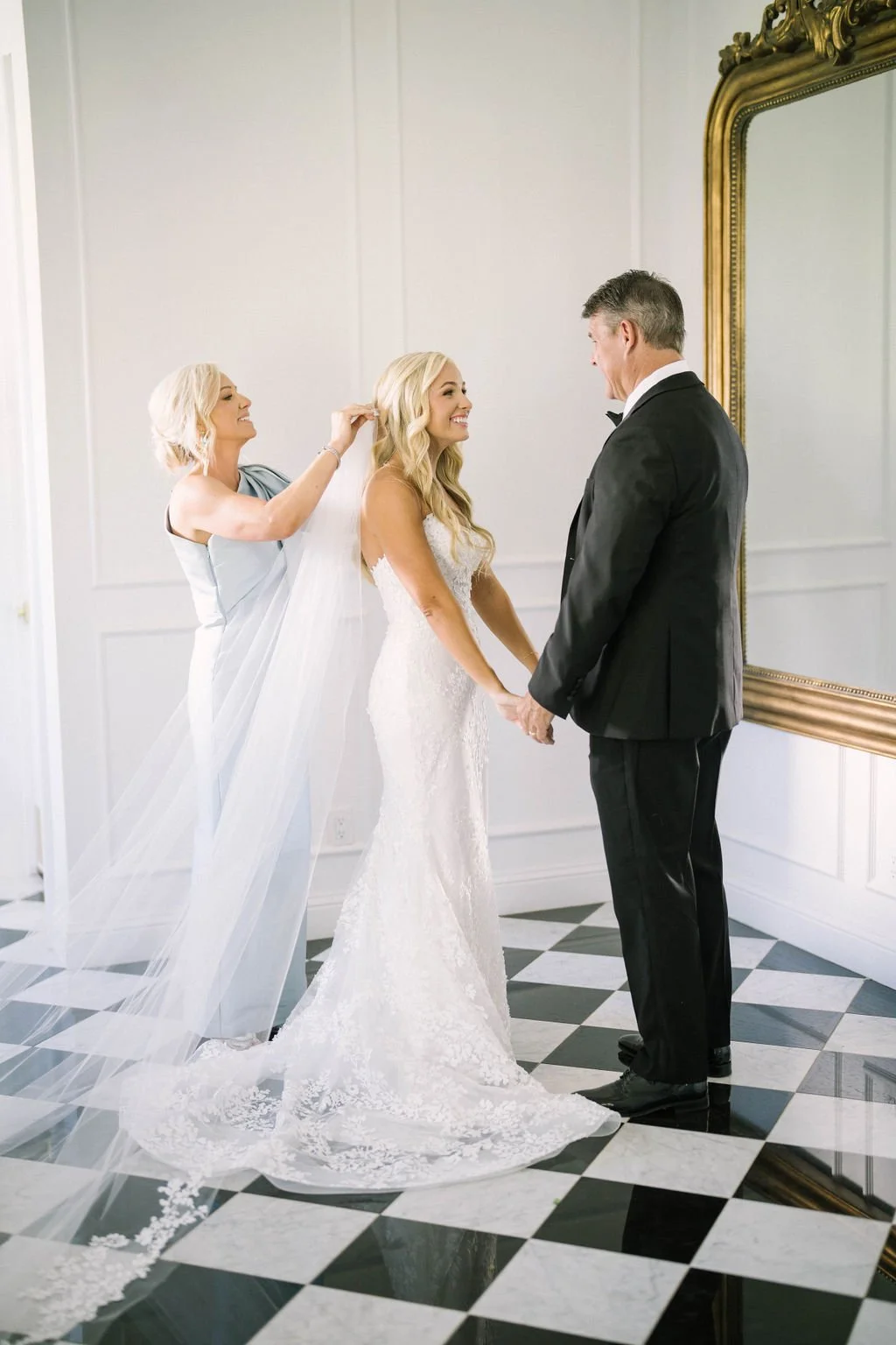 Ellen-Ashton-photography-Dallas-wedding-Photographers-The-Nest-At-Ruth-Farms23.jpg