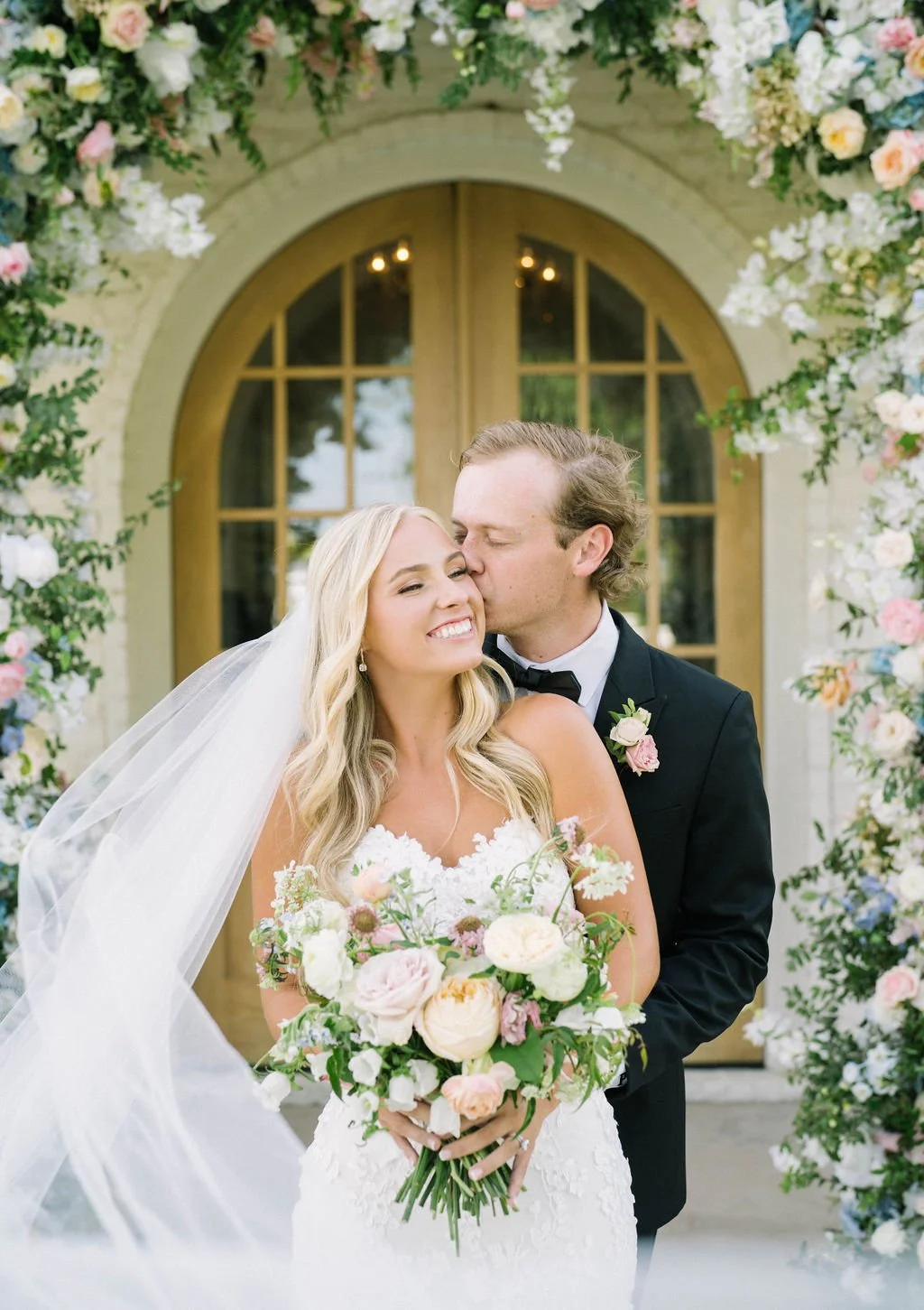 Ellen-Ashton-photography-Dallas-wedding-Photographers-The-Nest-At-Ruth-Farms40.jpg