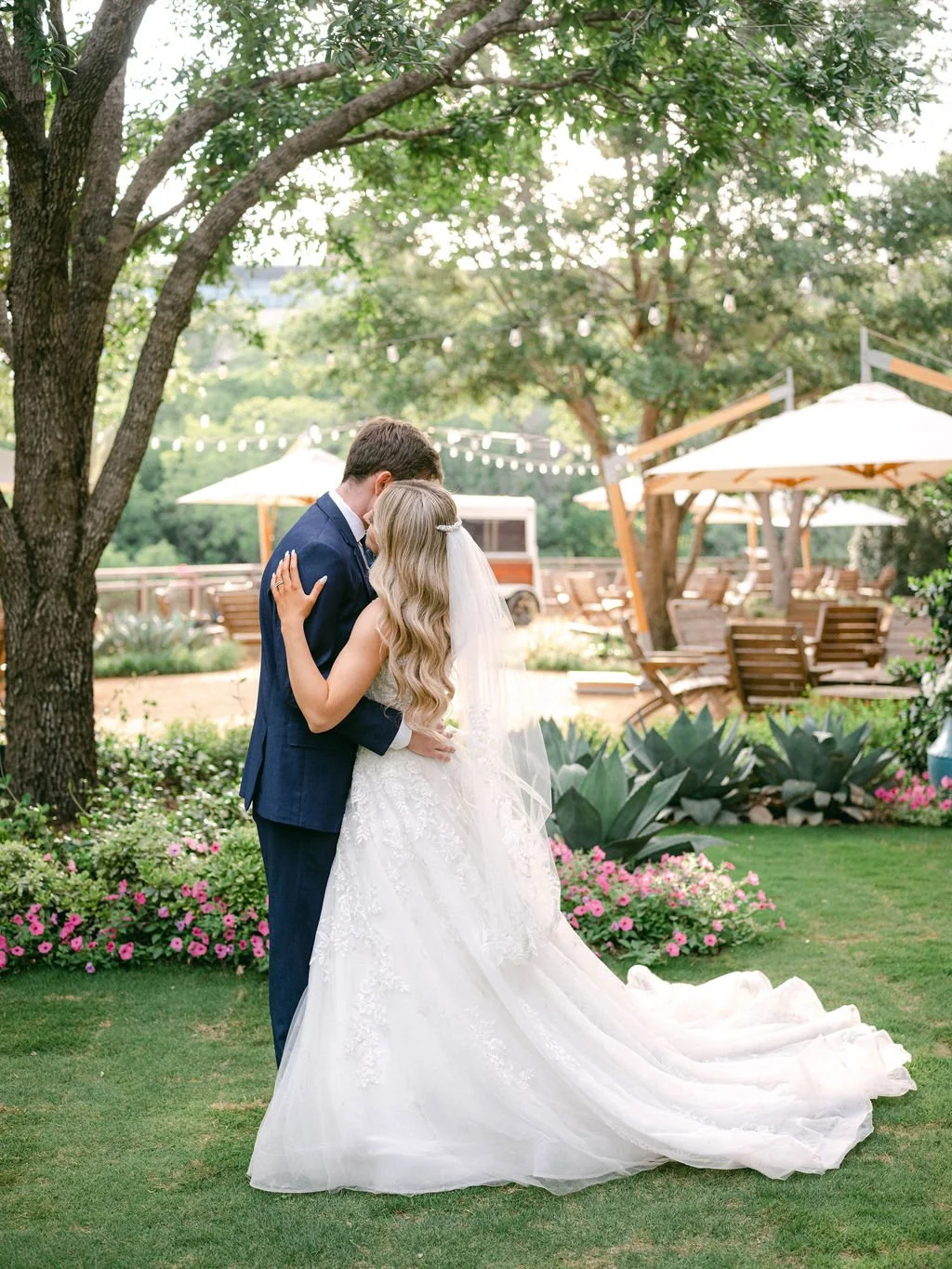 Ellen-Ashton-photography-Dallas-wedding-Photographer-Drover-Hotel-wedding229(1).jpg