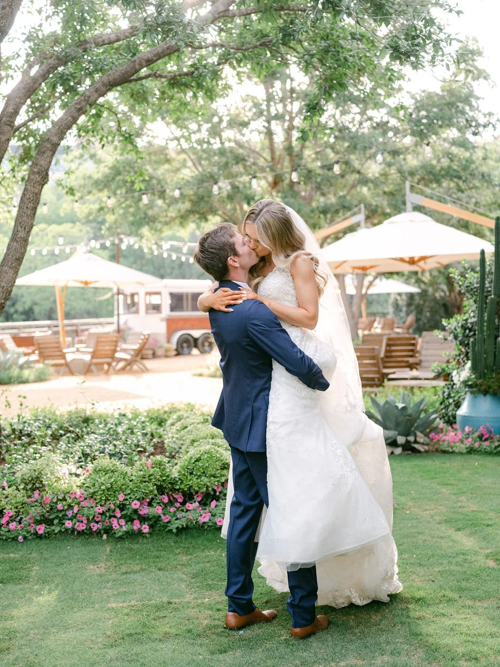 Ellen-Ashton-photography-Dallas-wedding-Photographer-Drover-Hotel-wedding248.jpg
