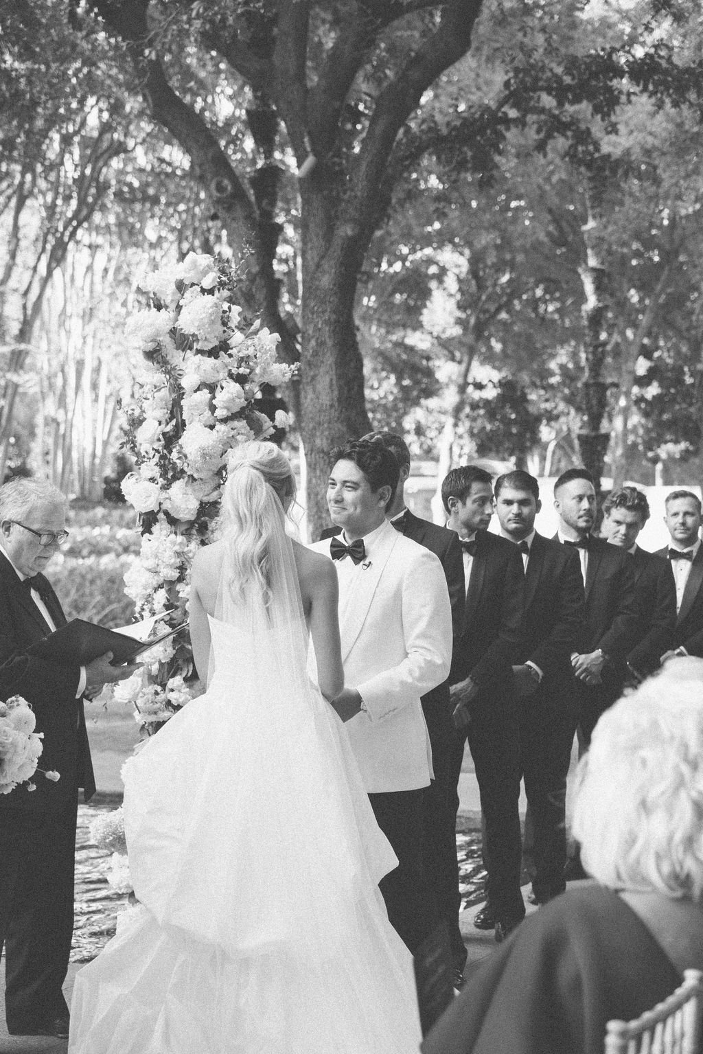 Ellen-Ashton-Photography-Dallas-Wedding-Photographers-Nasher-wedding21.jpg