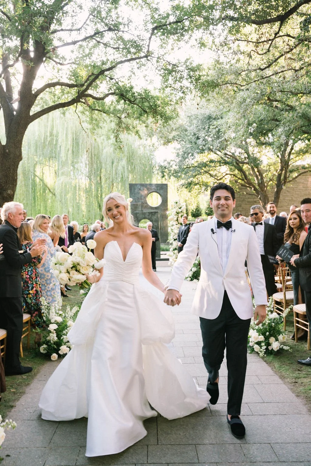 Ellen-Ashton-Photography-Dallas-Wedding-Photographers-Nasher-wedding25.jpg