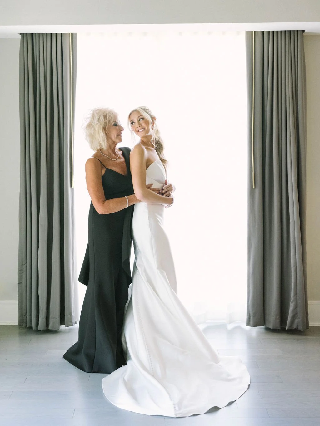 Ellen-Ashton-Photography-Dallas-Wedding-Photographers-Nasher-wedding58.jpg
