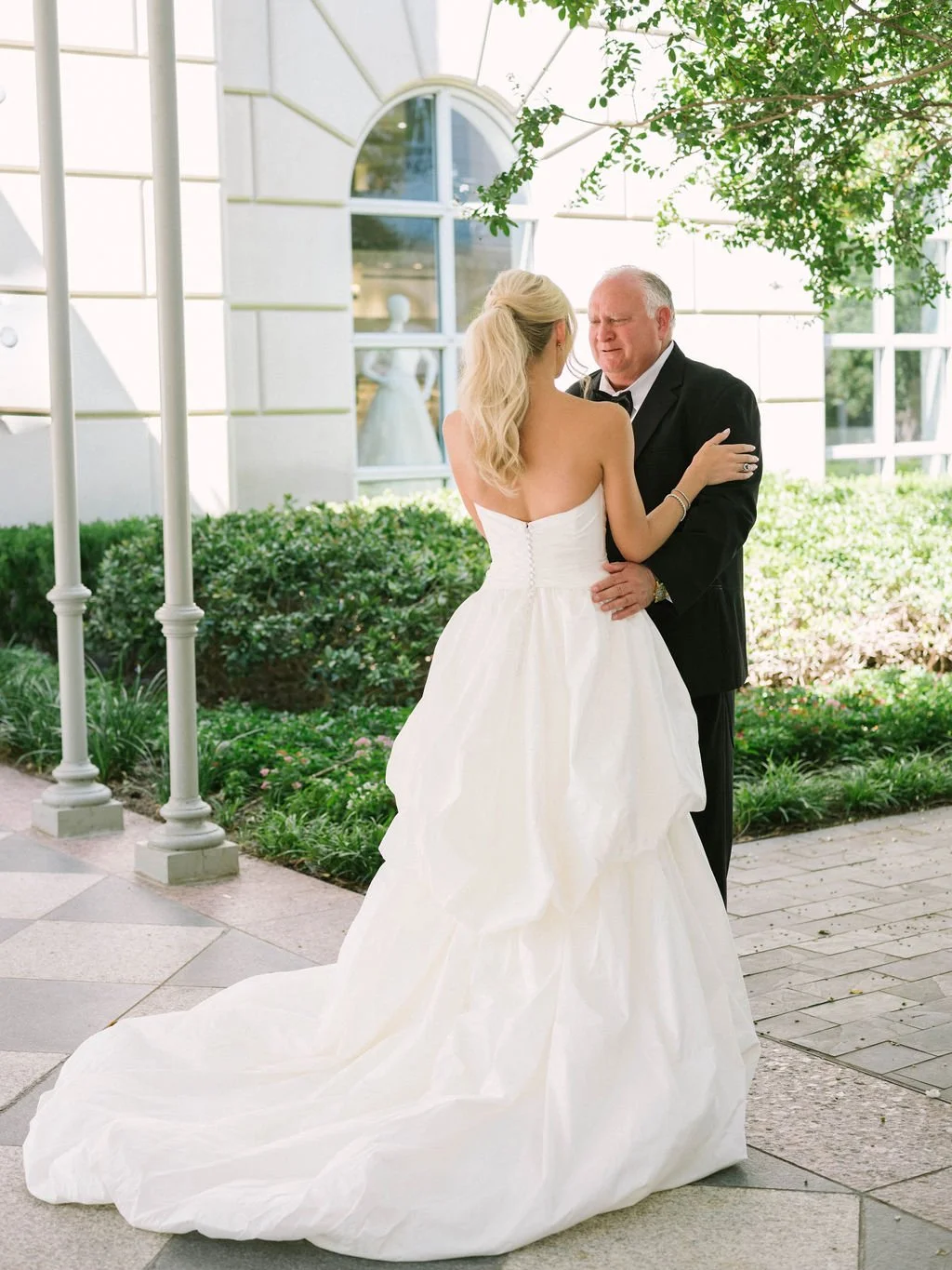 Ellen-Ashton-Photography-Dallas-Wedding-Photographers-Nasher-wedding64.jpg