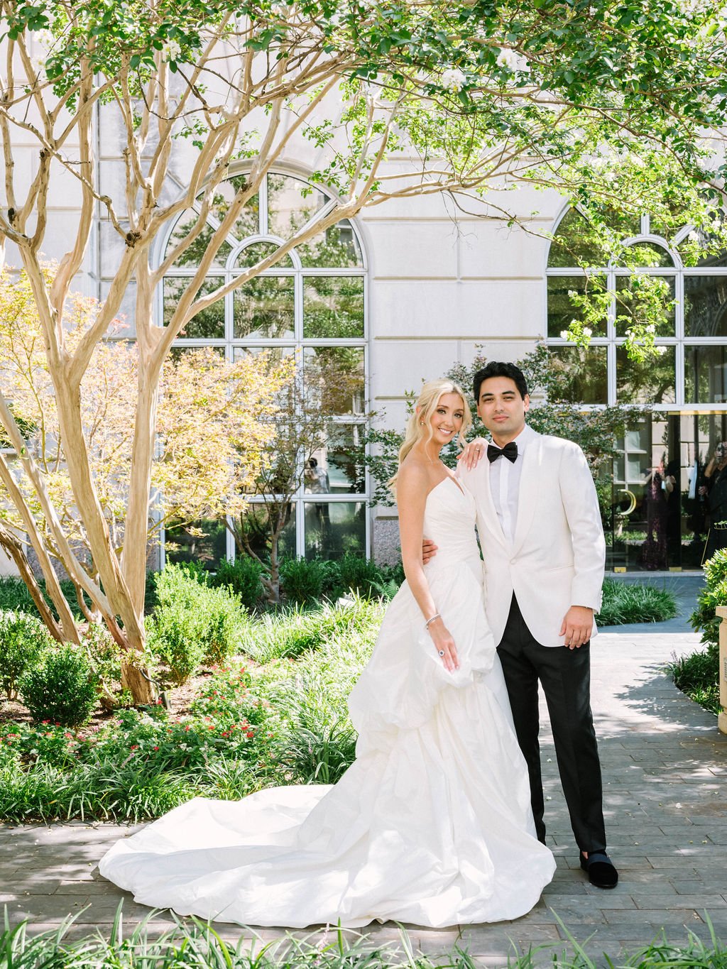 Ellen-Ashton-Photography-Dallas-Wedding-Photographers-Nasher-wedding79.jpg