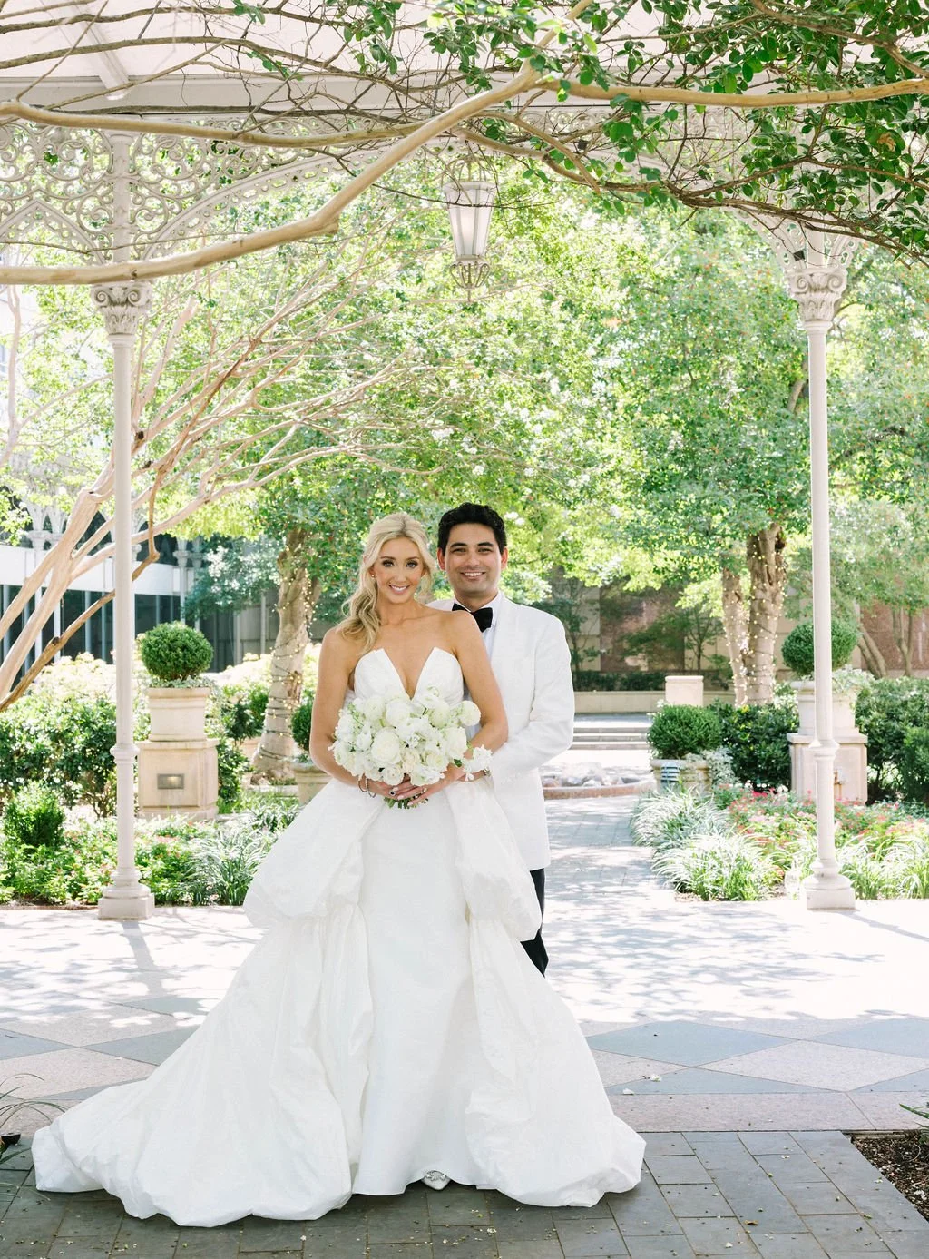 Ellen-Ashton-Photography-Dallas-Wedding-Photographers-Nasher-wedding90.jpg