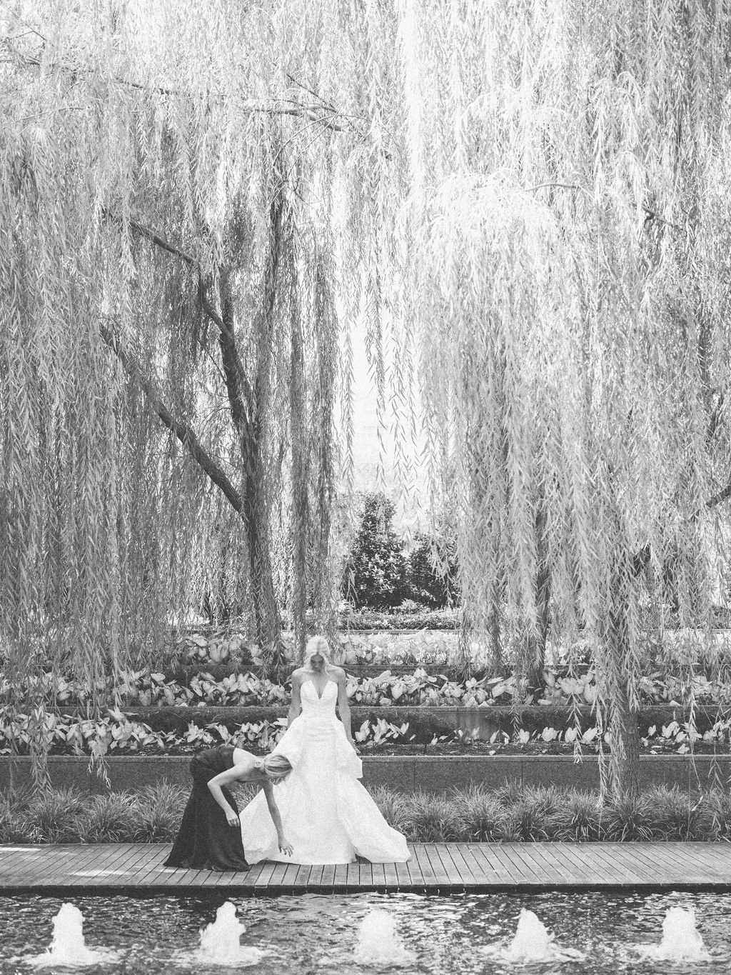 Ellen-Ashton-Photography-Dallas-Wedding-Photographers-Nasher-wedding111.jpg
