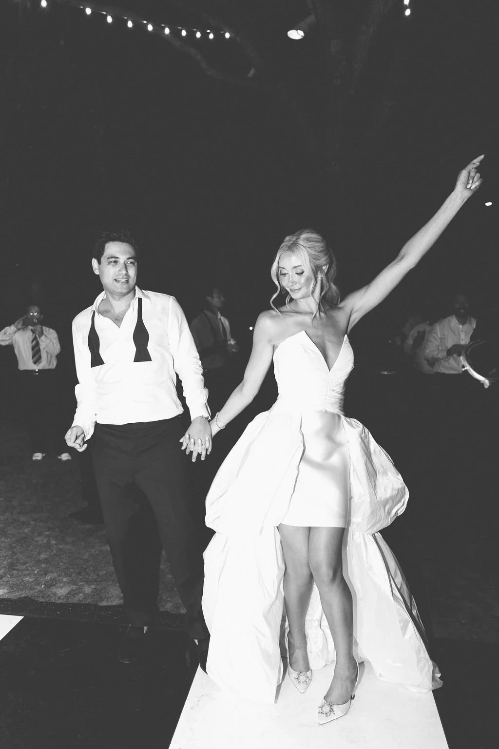 Ellen-Ashton-Photography-Dallas-Wedding-Photographers-Nasher-wedding183.jpg