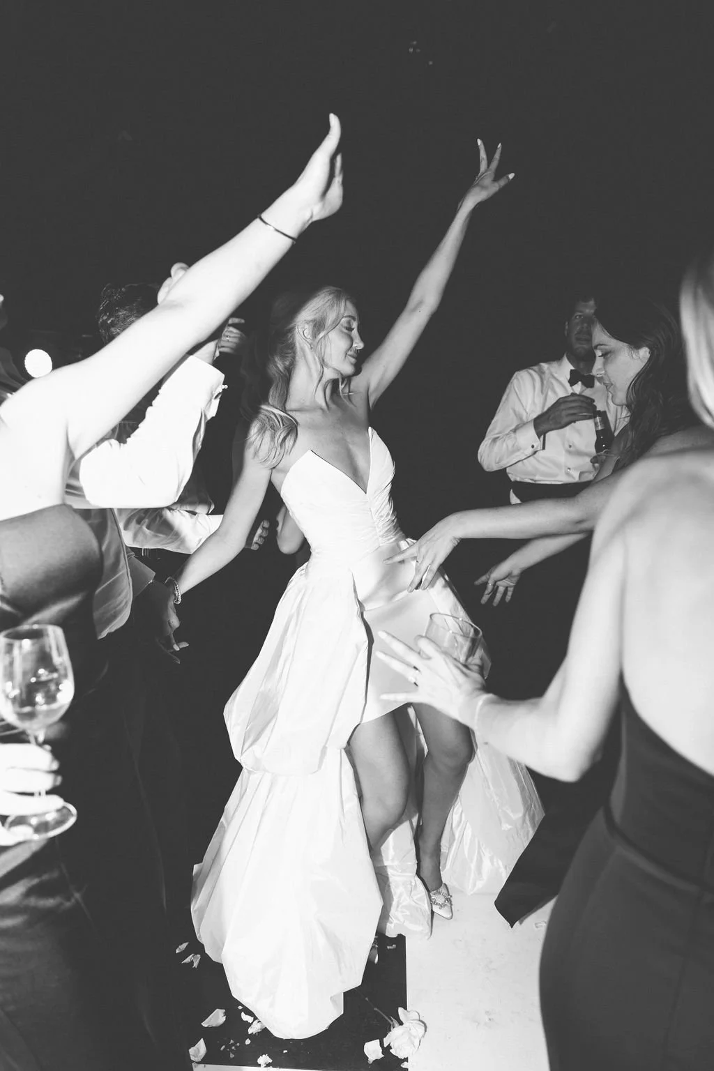 Ellen-Ashton-Photography-Dallas-Wedding-Photographers-Nasher-wedding190.jpg