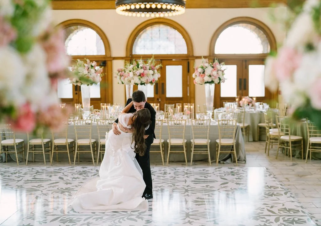 Ellen-Ashton-Photography-Dallas-Wedding-Photographer-Ashton-Depot-Wedding137.jpg