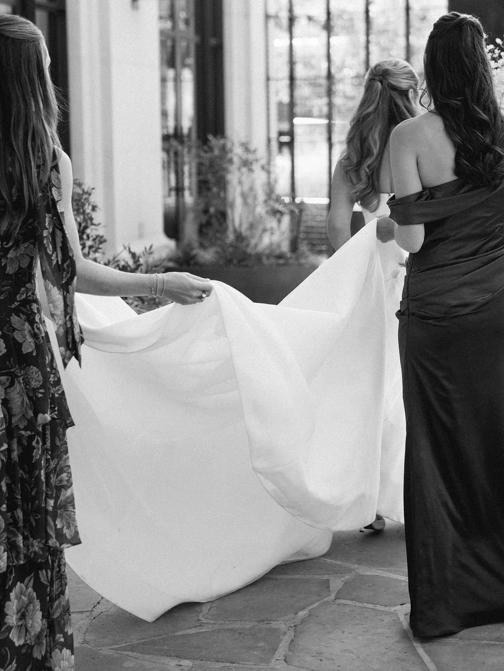 Ellen-Ashton-Photograpy-Dallas-Wedding-Photographer-Bowie-House-Wedding24.jpg