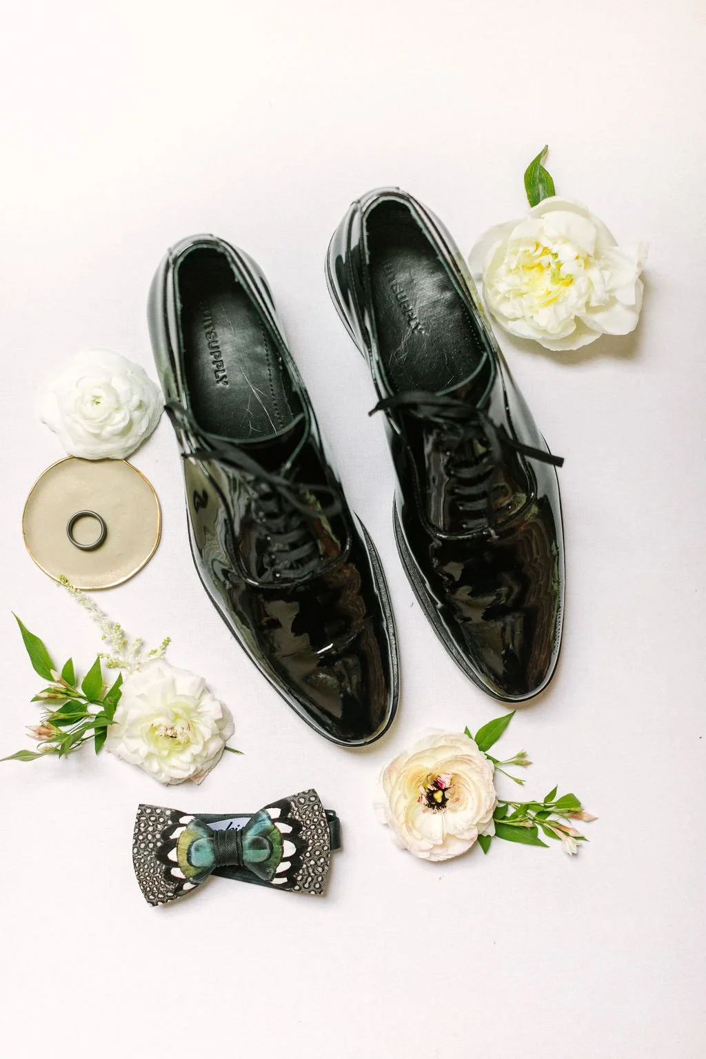 Ellen-Ashton-Photography-Dallas-Wedding-Photographers-Ivory-and-vine-Weddings-35.jpg