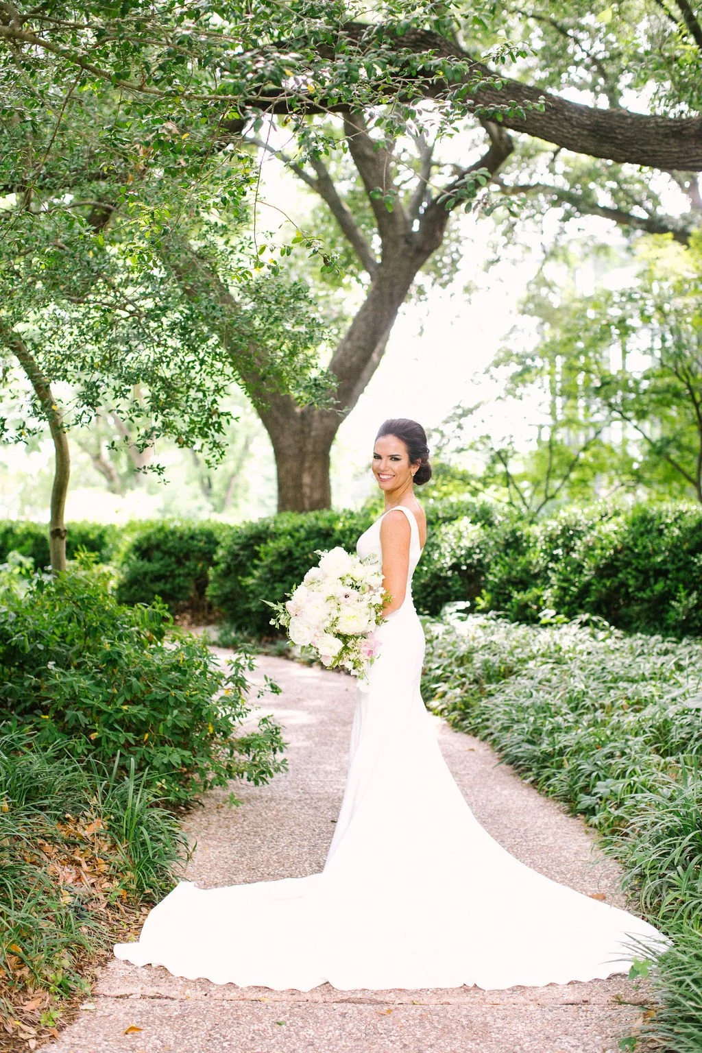 Ellen-Ashton-Photography-Dallas-Wedding-Photographers-Ivory-and-vine-Weddings-196.jpg