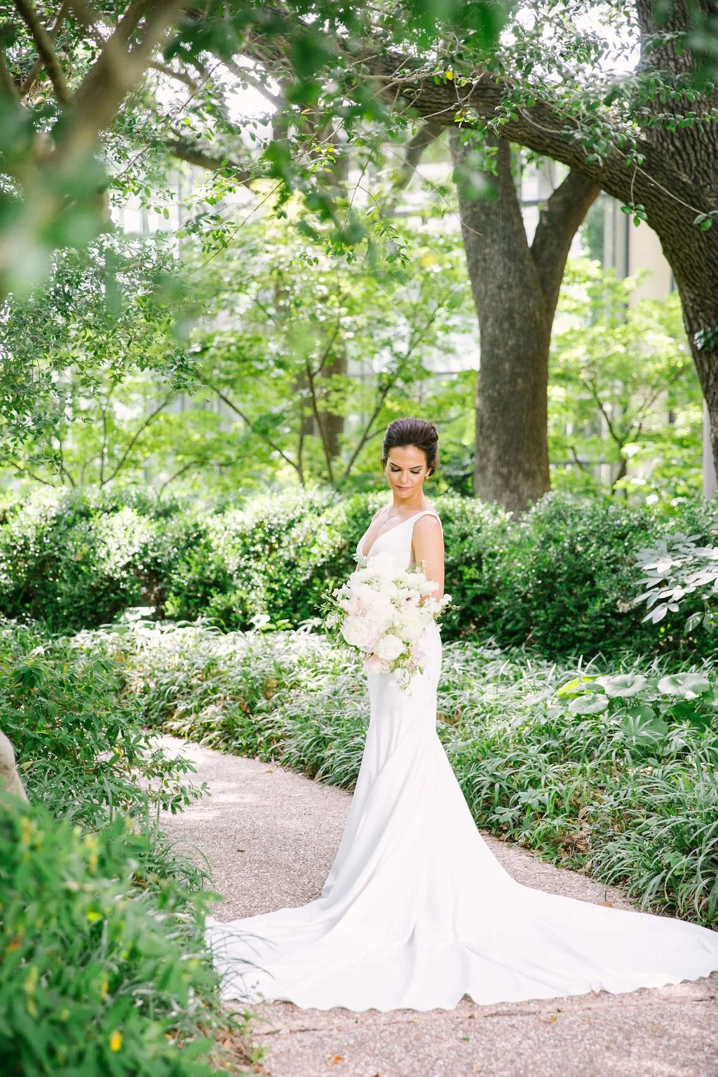 Ellen-Ashton-Photography-Dallas-Wedding-Photographers-Ivory-and-vine-Weddings-779.jpg