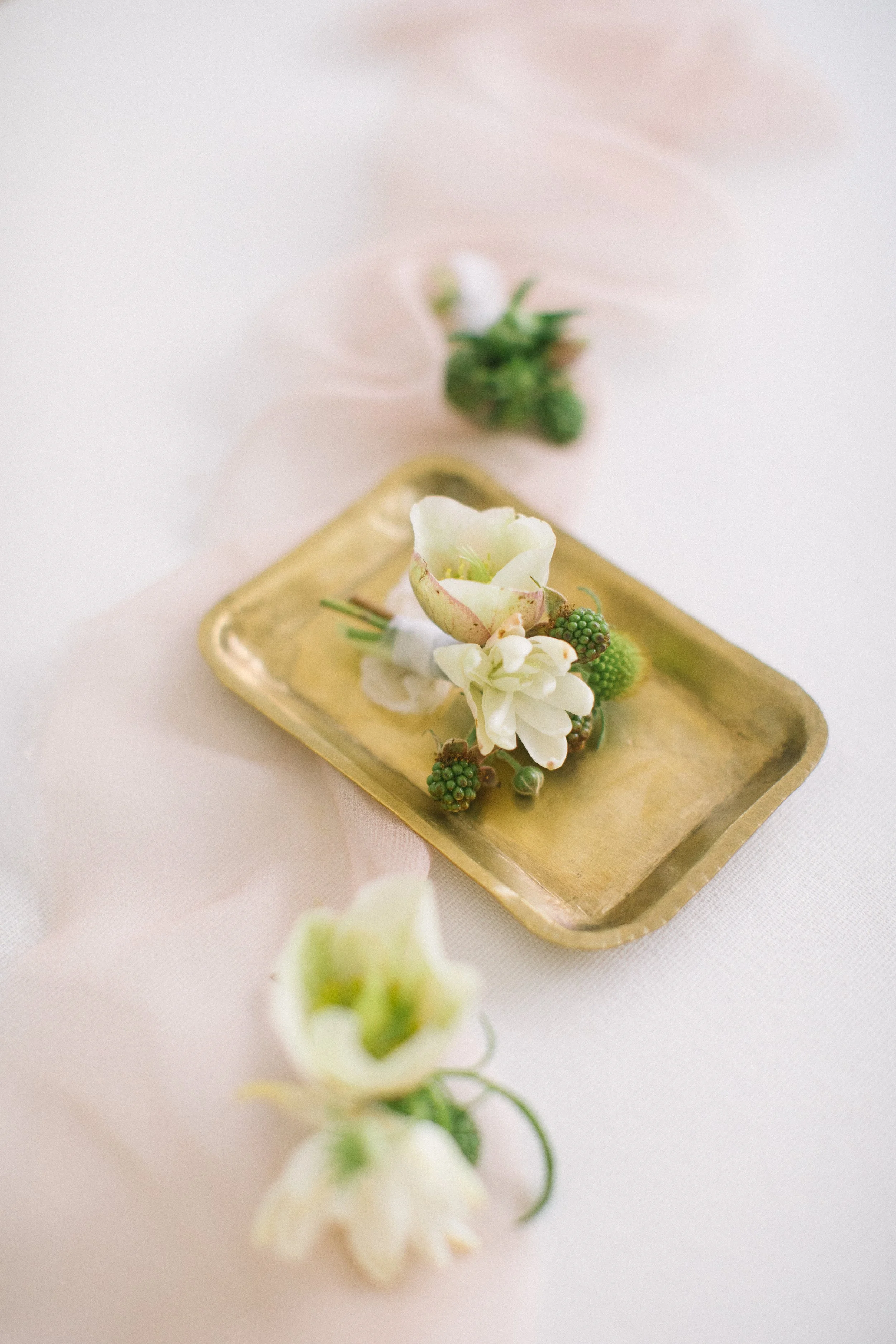 Ellen-Ashton-Photography-California-Wedding-Photographer-Malibu-Rocky-Oaks-Girt-and-Gold56.jpg