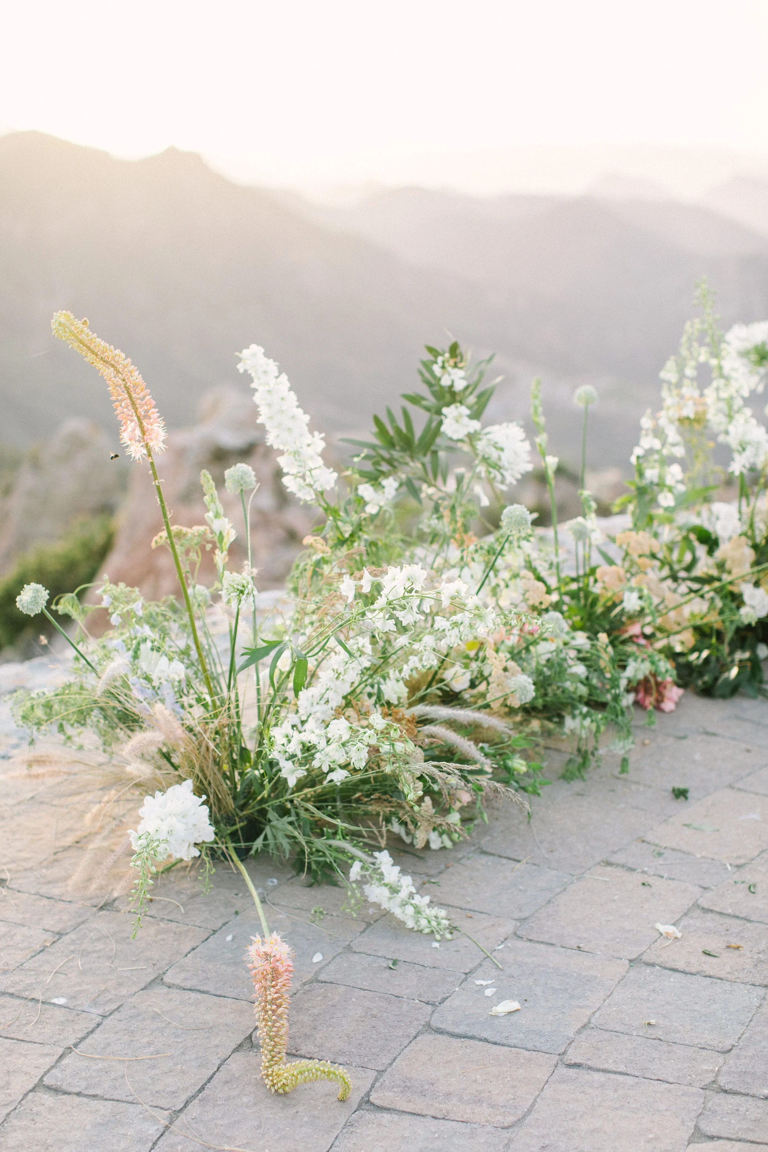 Ellen-Ashton-Photography-California-Wedding-Photographers-Malibu-Rocky-Oaks-Girt-and-Gold129.jpg