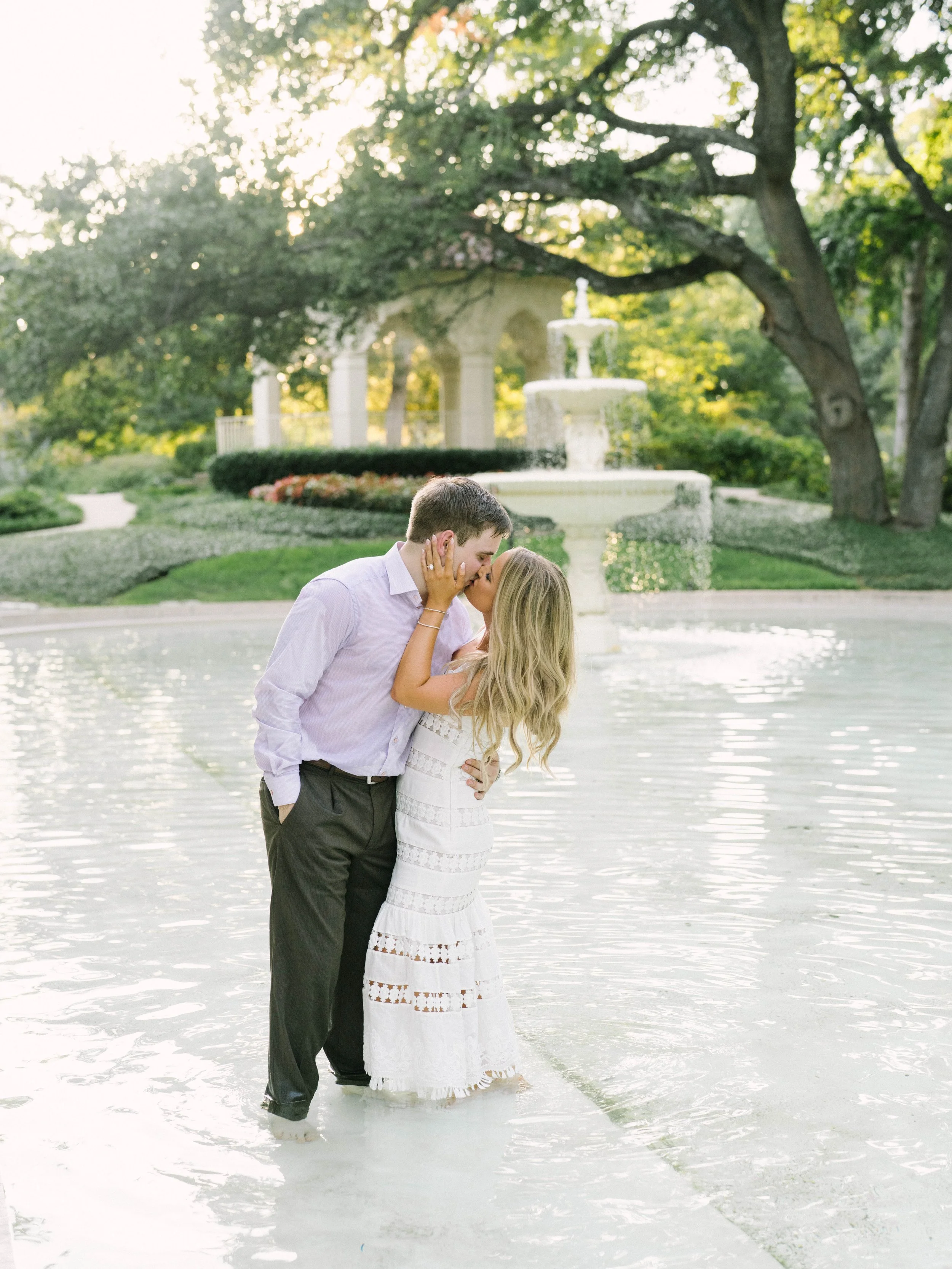 Ellen-Ashton-photography-Dallas-Wedding-photographer-Flippen-park-engagement-session22.jpg