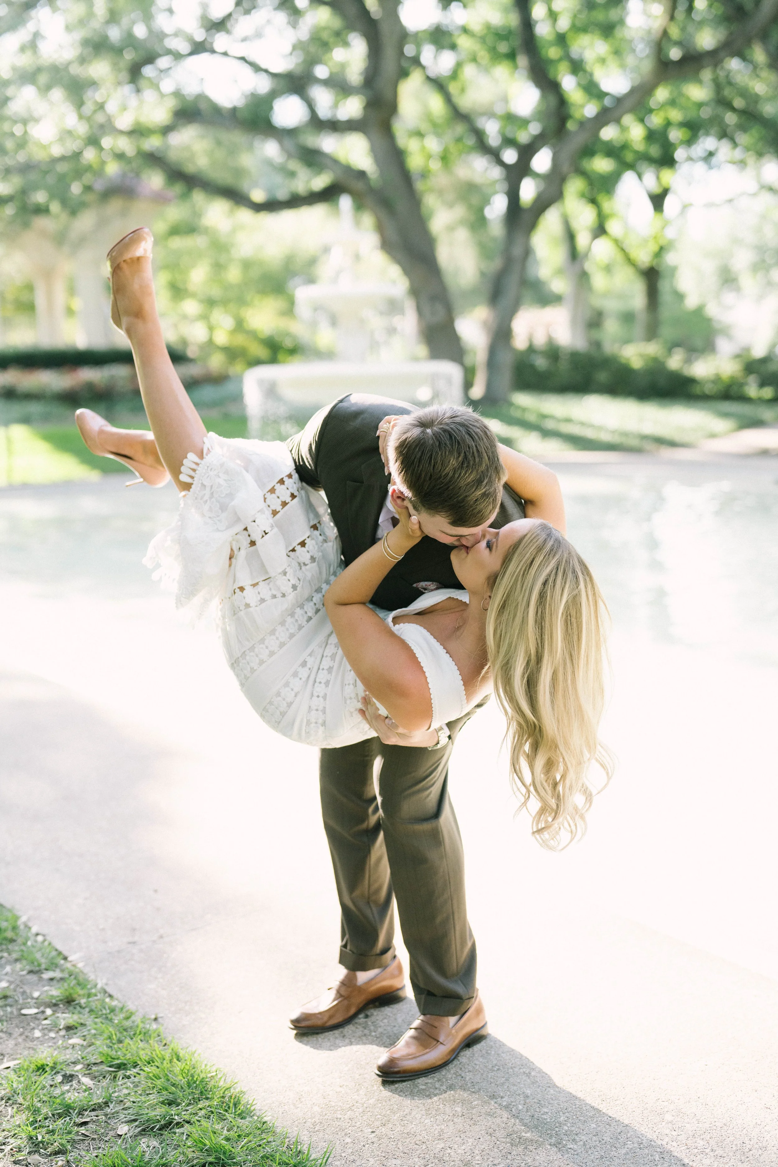 Ellen-Ashton-photography-Dallas-Wedding-photographer-Flippen-park-engagement-session104.jpg