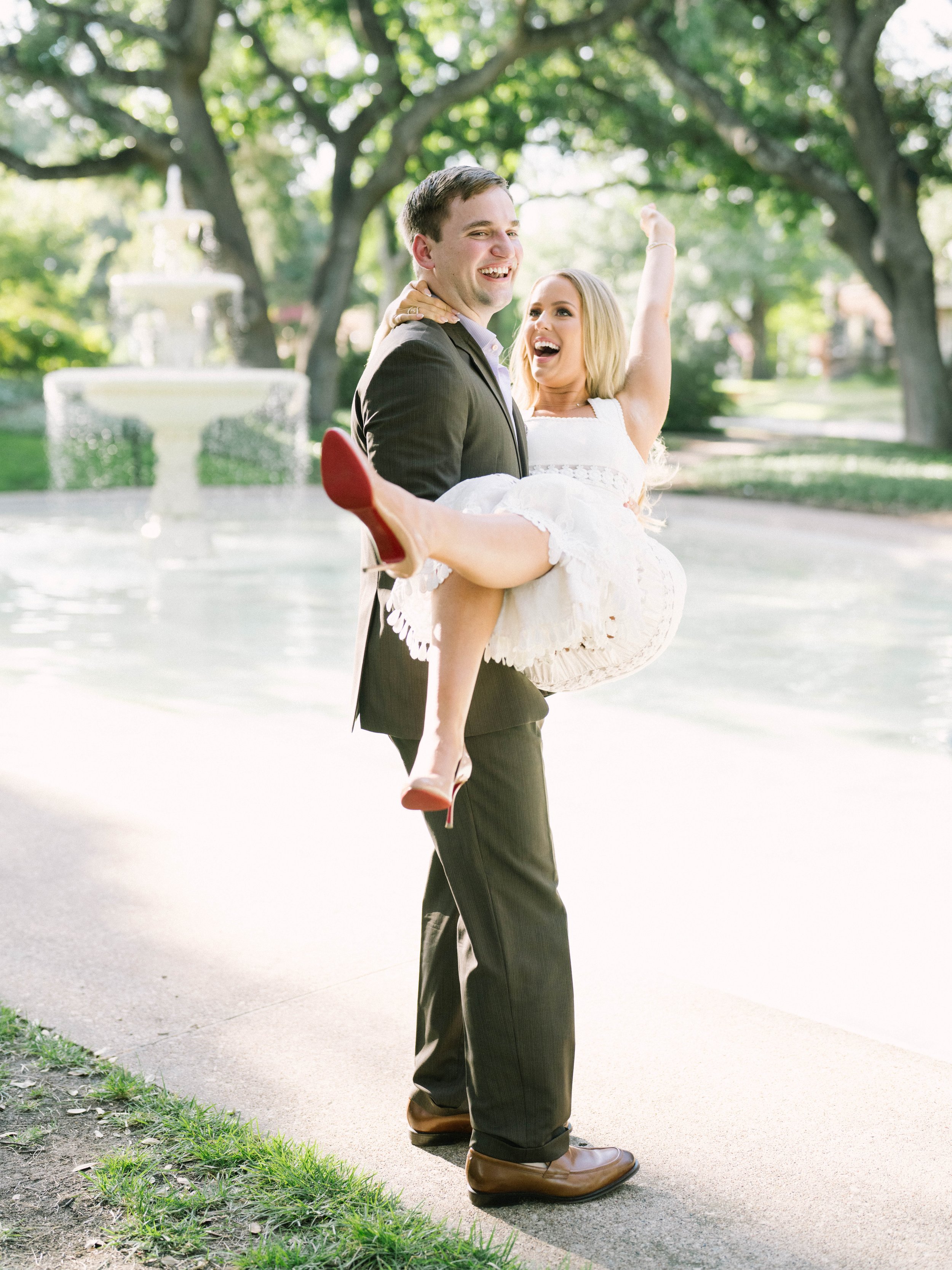Ellen-Ashton-photography-Dallas-Wedding-photographer-Flippen-park-engagement-session110.jpg