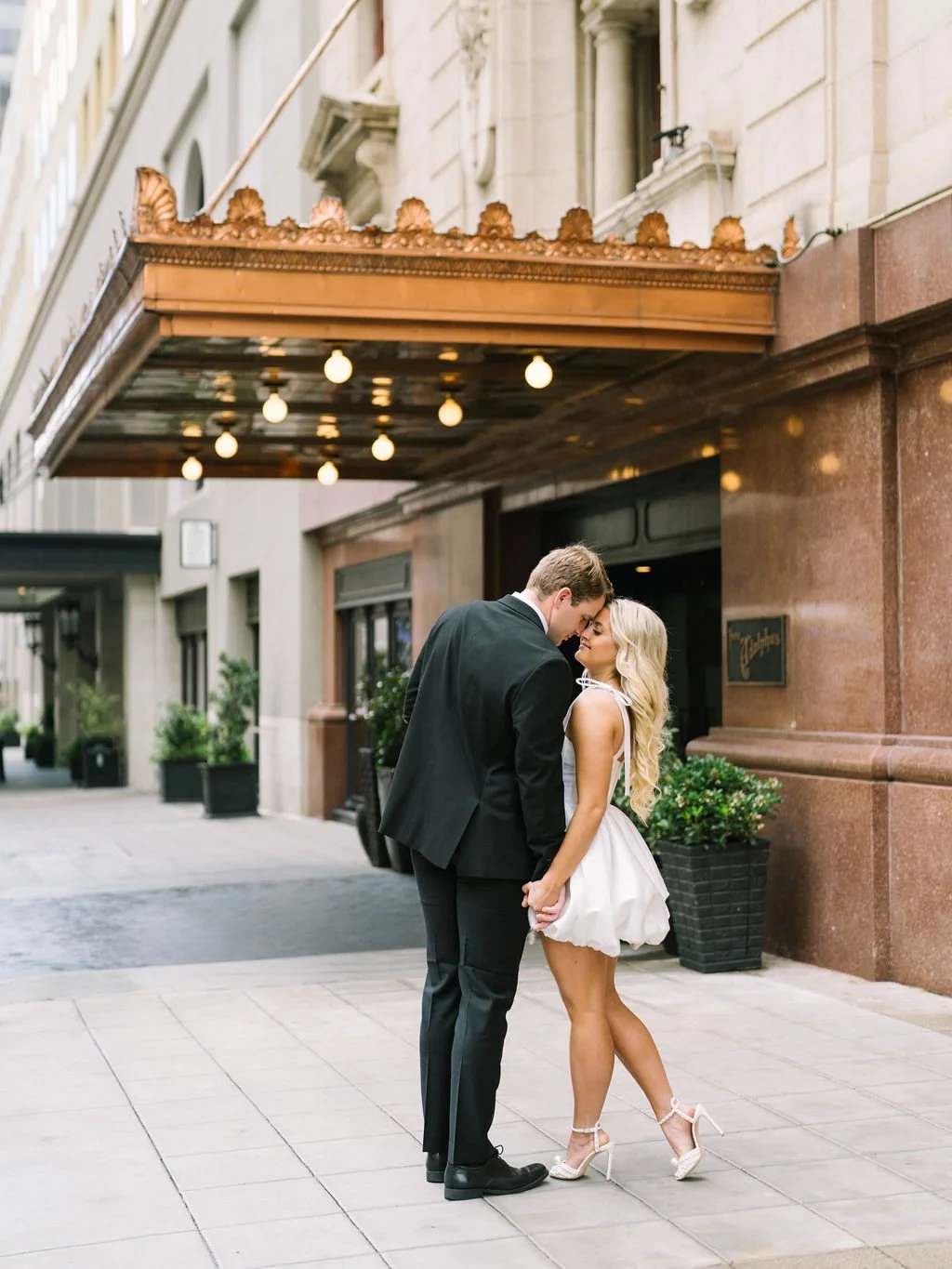 Ellen-Ashton-photography-Dallas-wedding-Photographer-The-Adolphus-Hotel-wedding2.jpg