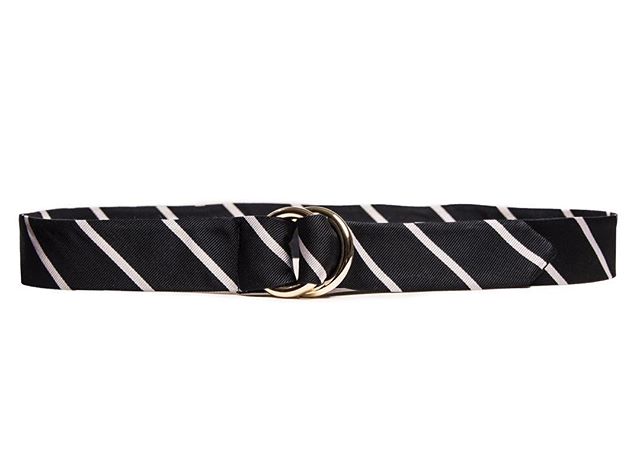 Classic American repp stripe belt, Go USA!
.
.
.
.
.
.
#snobshots #simplefits #outfitsociety #pauseshots #streetbeast #outfitplace #trendpig #lavishfashion #insaneoutfits #fashionkiller #fashionablezone #fitsonpoint #trueoutfit #headlessfits #menswear #styleinspiration #mensfashionstyle #streetstyle #instafashion #trendsetter #styled #styleguide #coolstyle