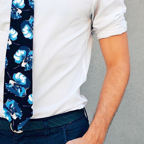 Wool belt in the summertime? Why not, shoutout to @danchiz for rockin' a #mustonbelt 👆👆
