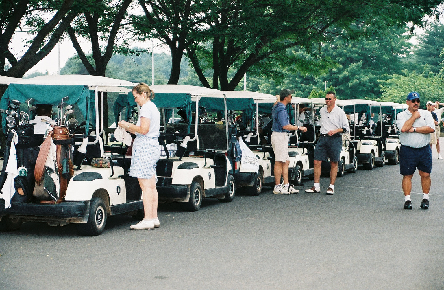 0084202-R3-044-20A.jpg