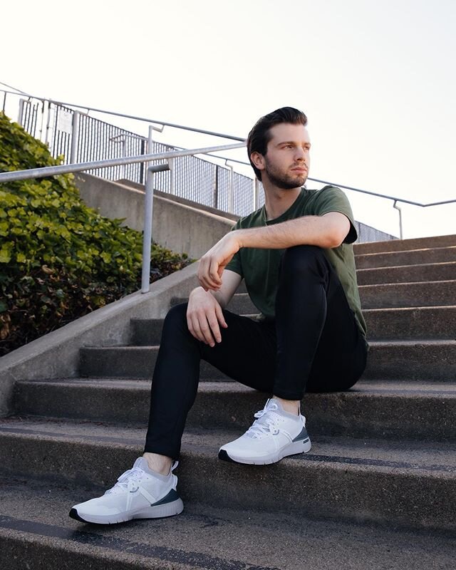 To help me stay active this quarantine season, @ColeHaan sent me their new ZER&Oslash;GRAND Overtake Running Shoes. Like the rest of the ZER&Oslash;GRAND collection, these are super versatile shoes that are stylish enough to wear for more than just w