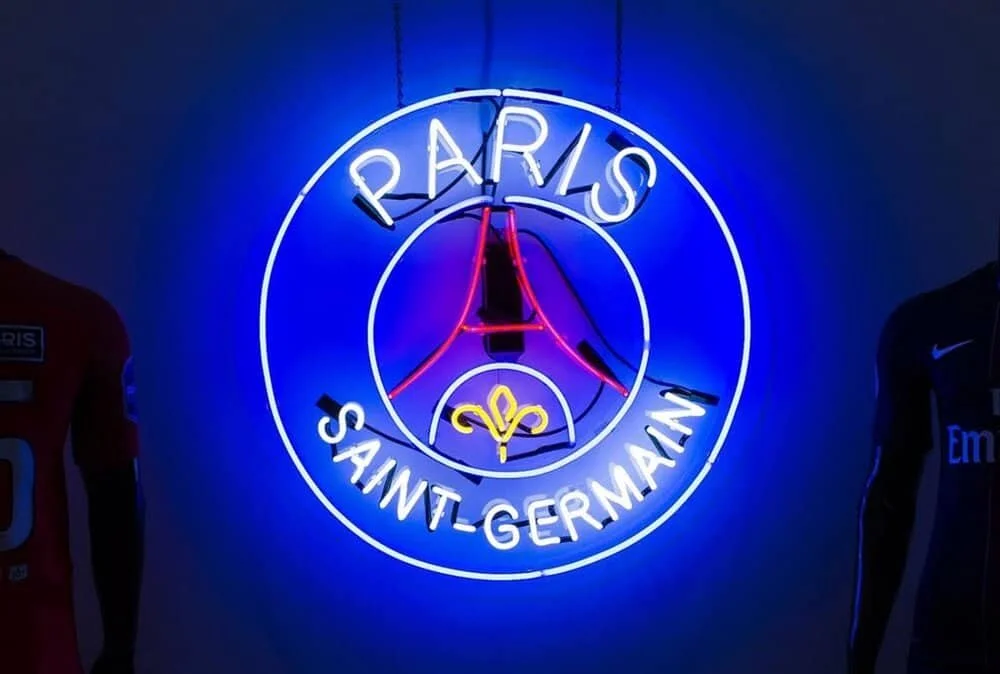 AntonioBrasko-Brasko-Art-Design-ParisSaintGermain-PSG-LaGalerie-TheSeventhLetter-LosAngeles-California-ArtGallery-SprayPaint-Graffiti-Boombox-Futbol-Soccer