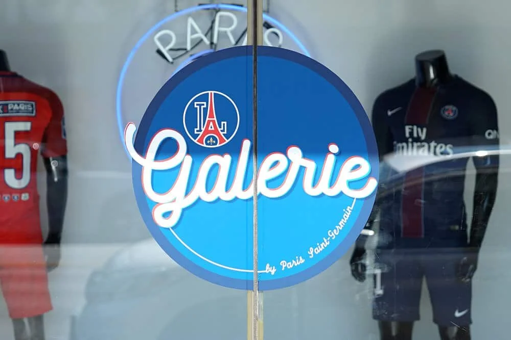 AntonioBrasko-Brasko-Art-Design-ParisSaintGermain-PSG-LaGalerie-TheSeventhLetter-LosAngeles-California-ArtGallery-SprayPaint-Graffiti-Boombox-Futbol-Soccer