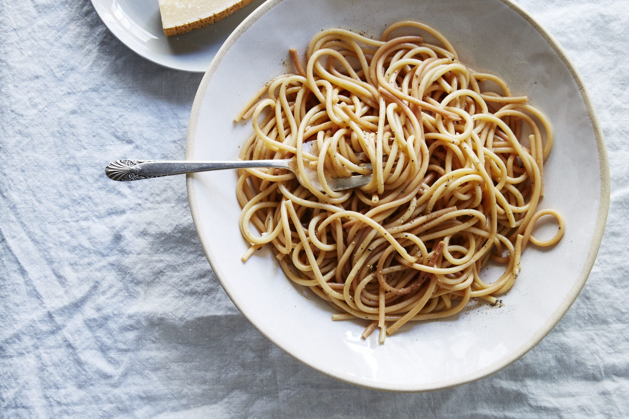 Как выглядит спагетти. Макароны. Спагетти. Макароны вареные. Спагетти вареные.