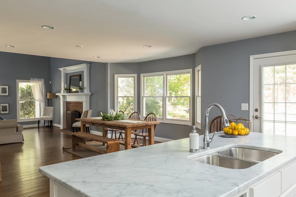 525 Milledge Ter Web-10.jpg