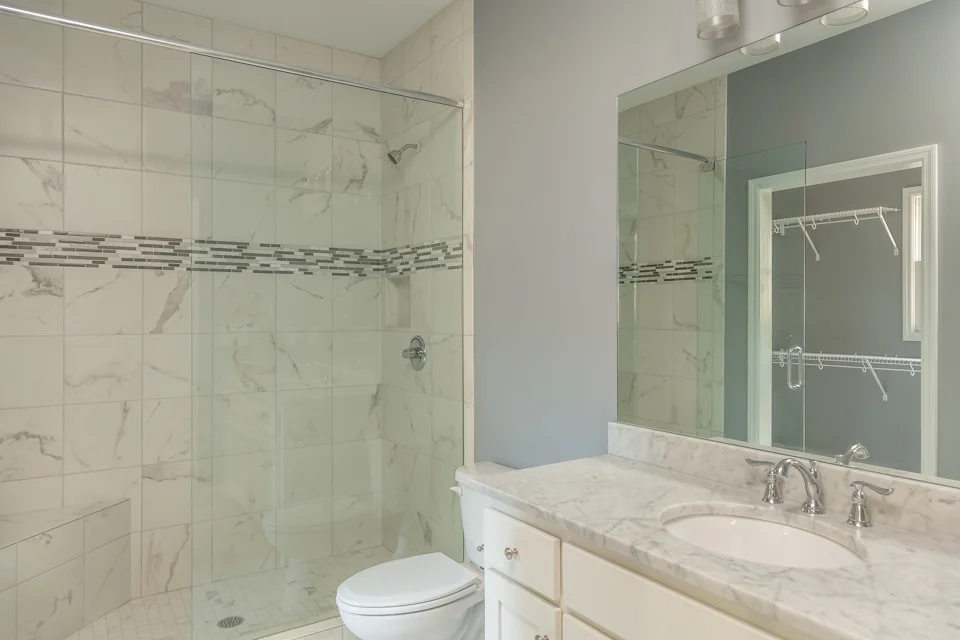525 Milledge Ter Web-17.jpg