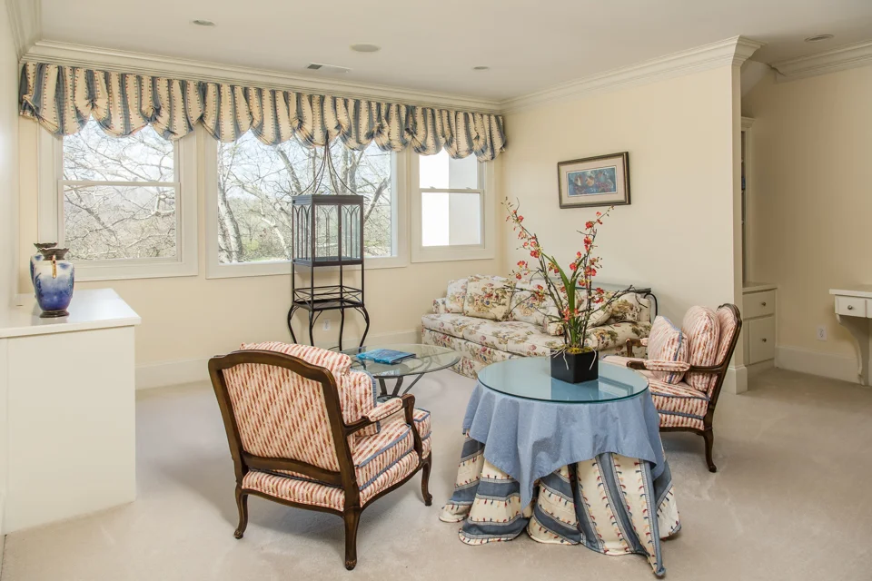 711 Bluff Rd Web-24.jpg