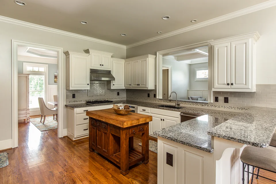 679 Garden Circle Web-10.jpg