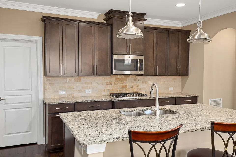 5270-Cedar-Glenn-Ct-Cummings-GA-Real-Estate-Malouf-eXp-Photography-Mouve-Media-Web-5.jpg