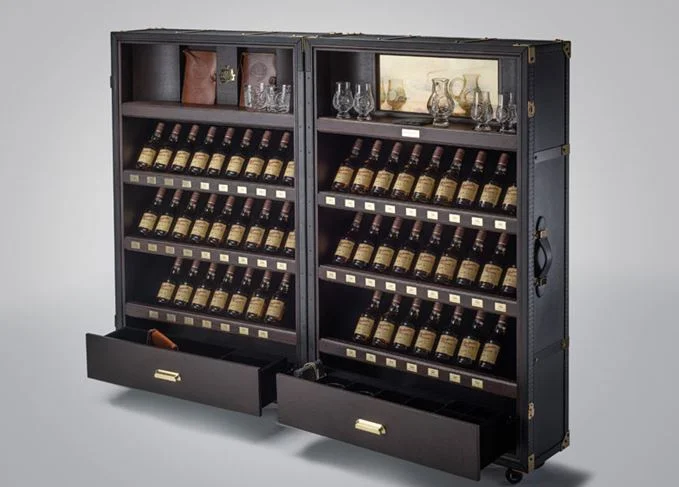 Glenfarclas Family Trunk whisky