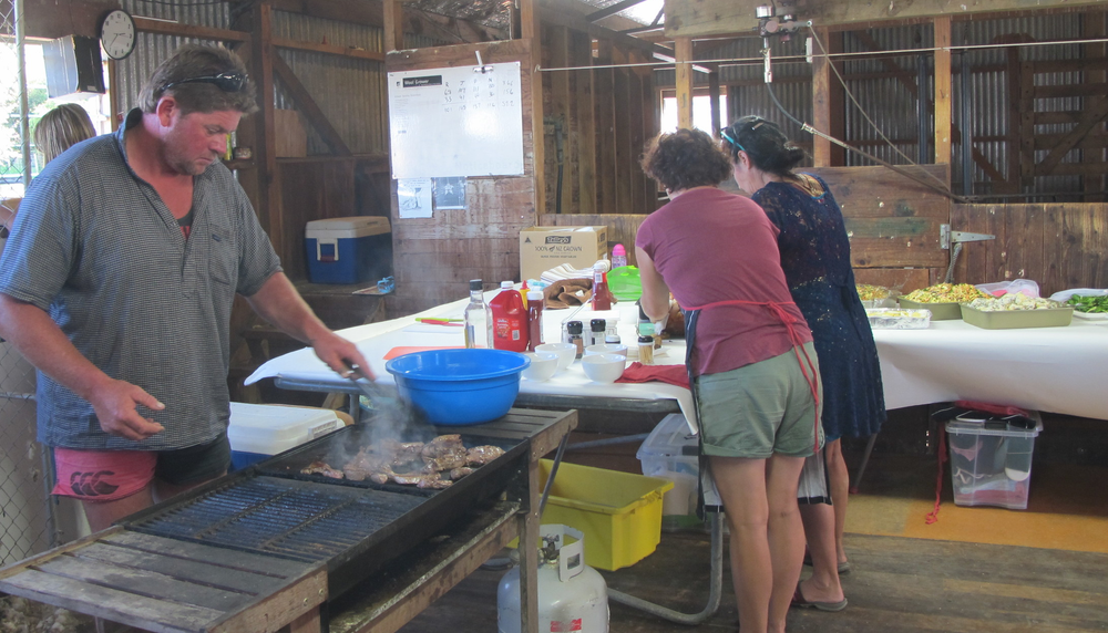 Te Pohue School group prepare an awesome lunch