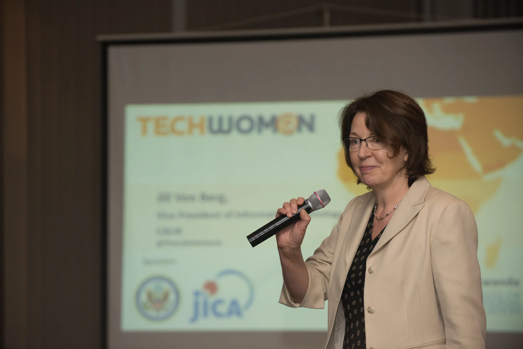 Randazzo_TechWomen_20140203_02155.jpg