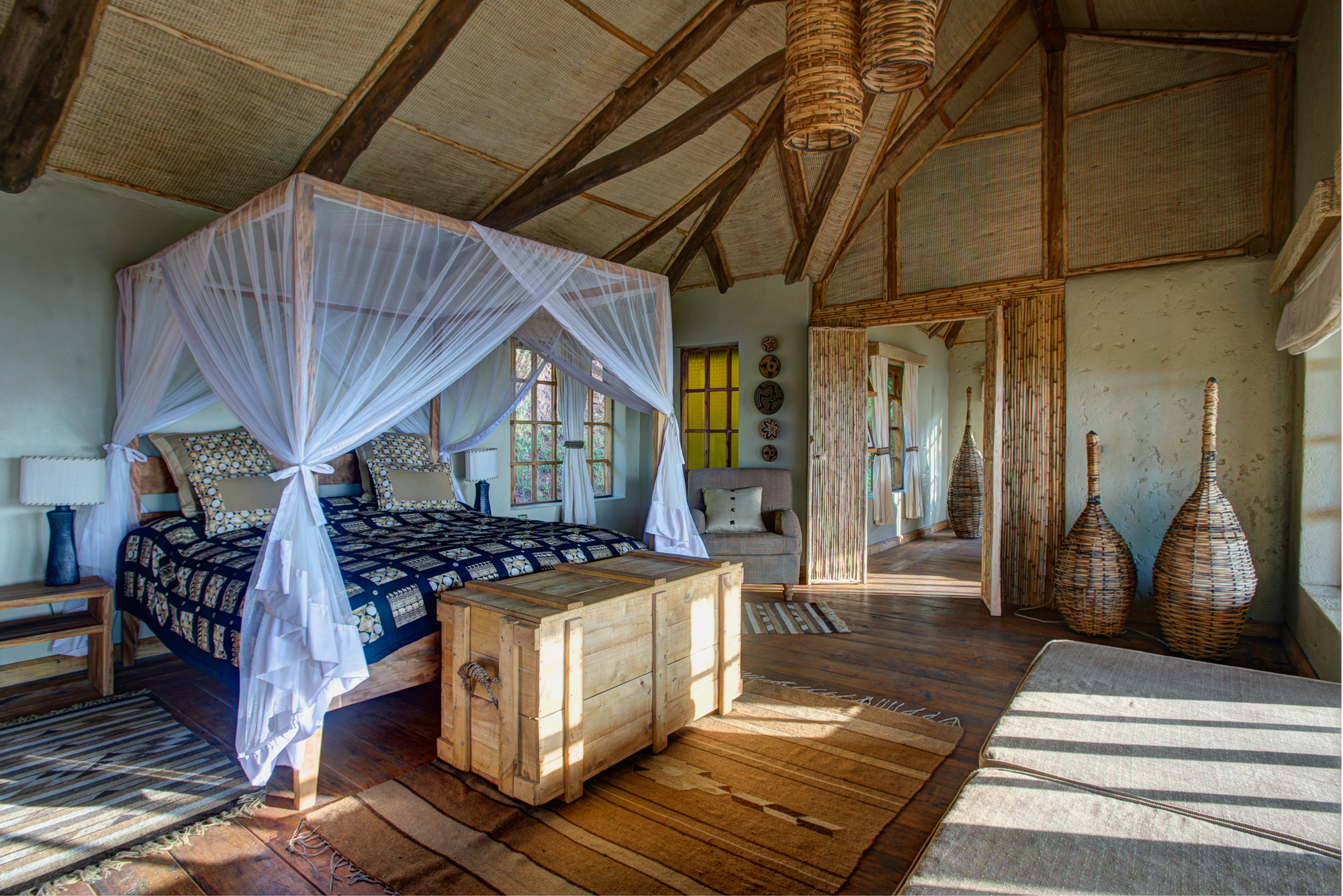 Randazzo_Virunga2_20150528_00151And10more_fused-Edit.jpg