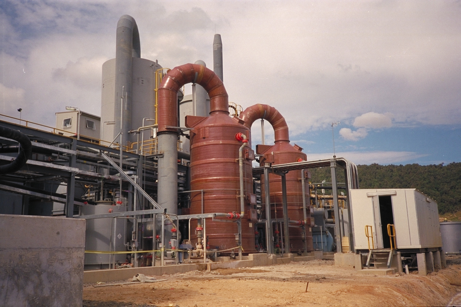 Scrubbers Cyanide Waihi.jpg