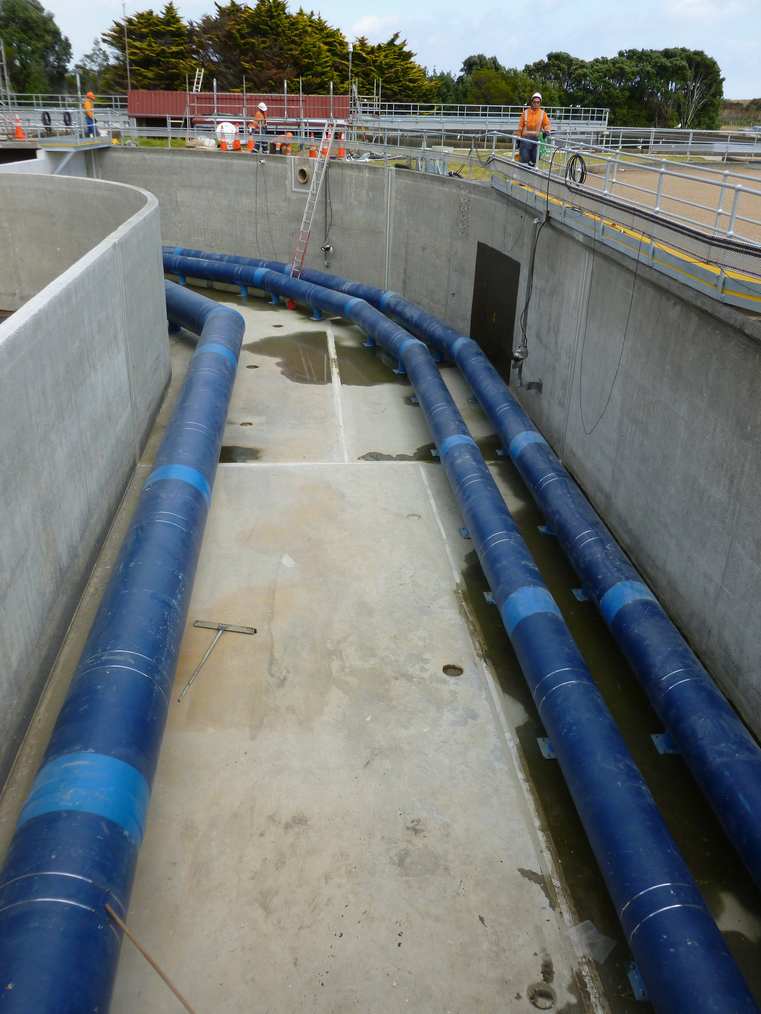 NPWWTPPipes2Feb2013.JPG